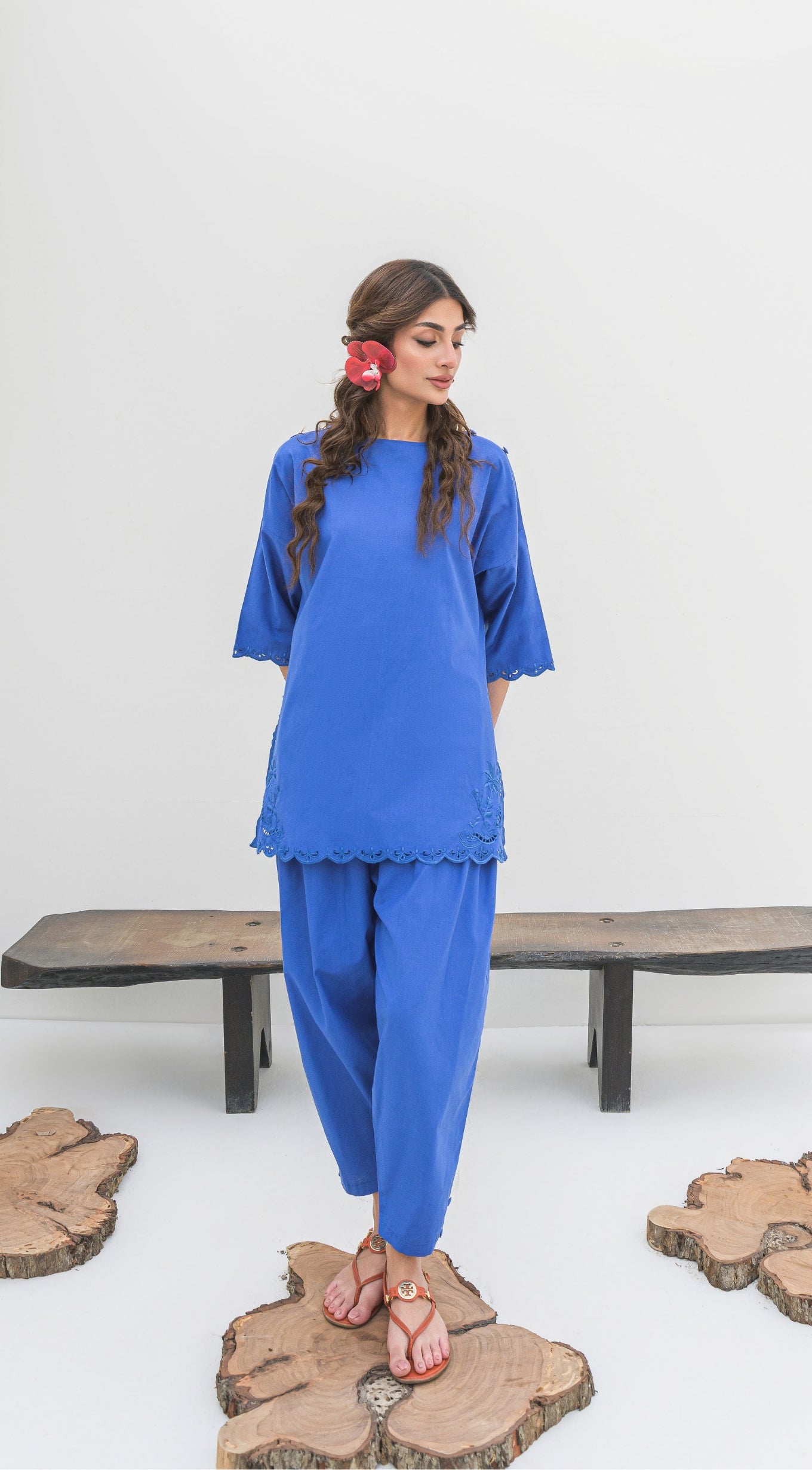 https://cdn.shopify.com/s/files/1/0654/4313/5706/files/1_c0406849-739d-4973-a873-14cf4b6f5edc.jpg?v=1757500726