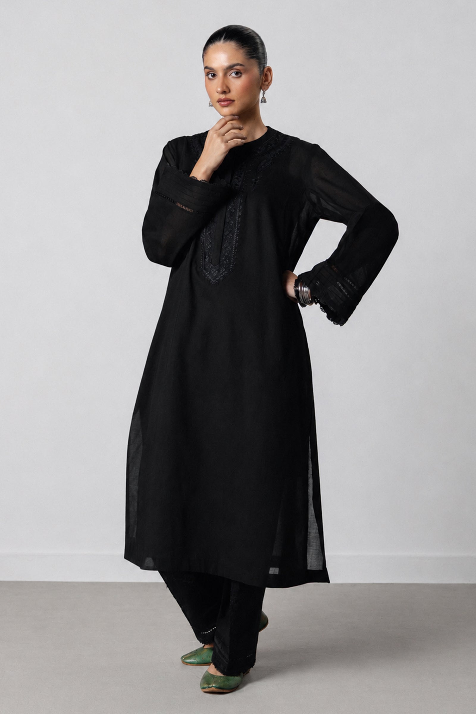 RUHI