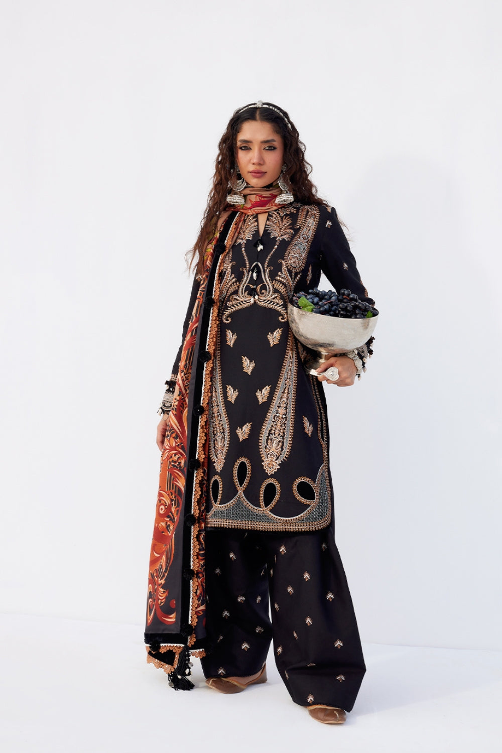 https://cdn.shopify.com/s/files/1/0533/2910/0998/files/1_9e93d848-5dae-4e26-90f7-66680274d5ee.jpg?v=1764088173