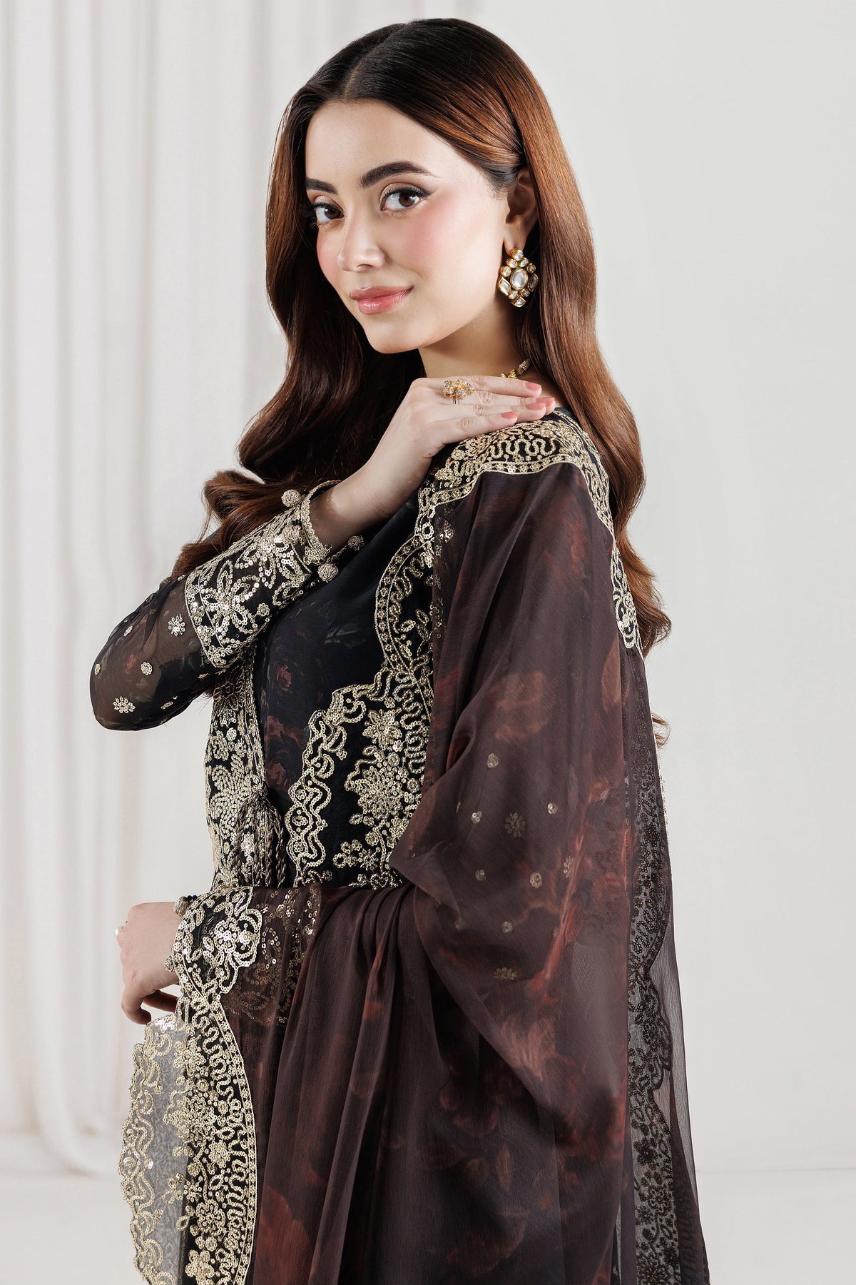 Farasha – Raven Noir Style