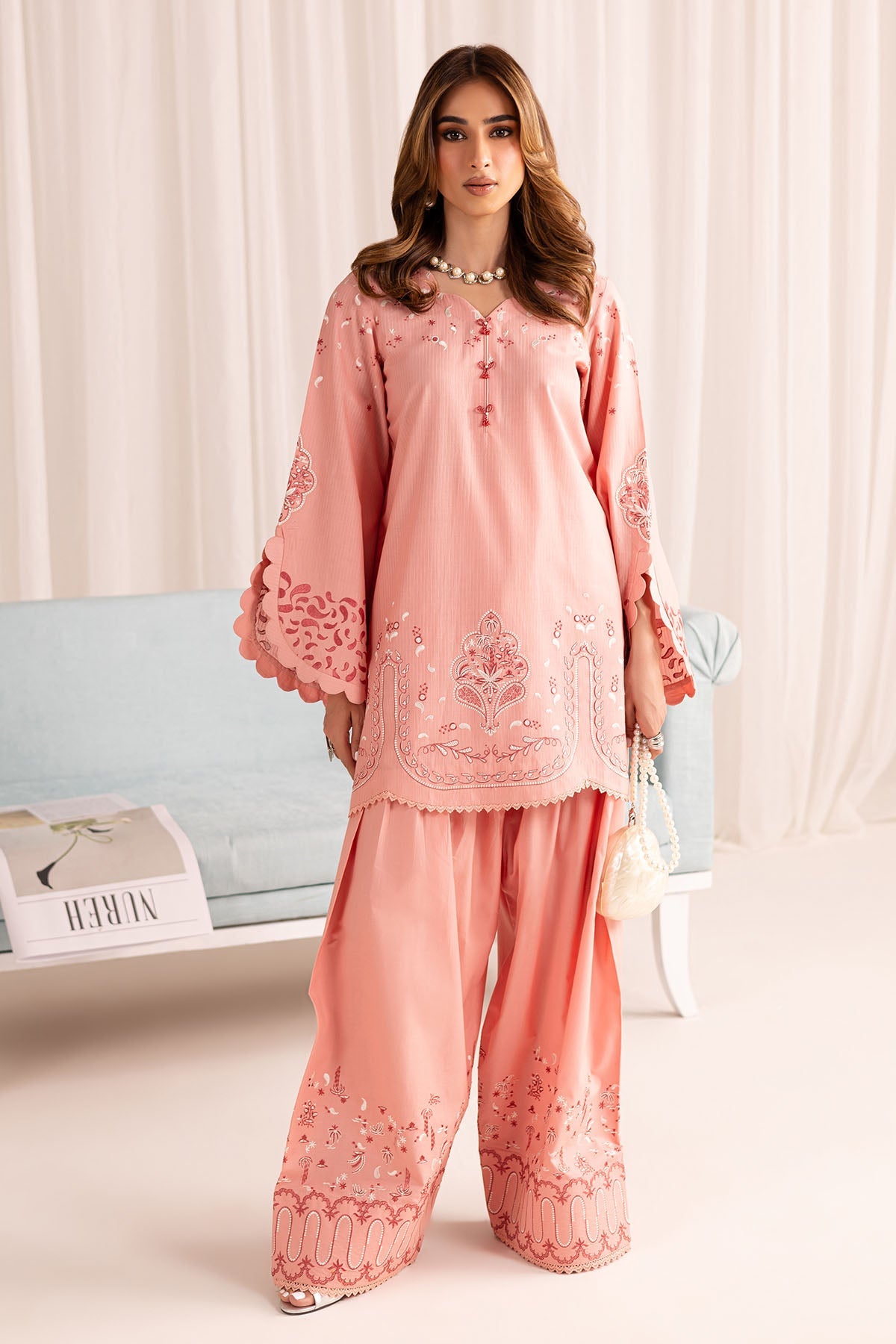 https://cdn.shopify.com/s/files/1/0551/9487/8152/files/1_d59e528f-a489-4d78-8f0c-b7c5b726e1c9.jpg?v=1751313266