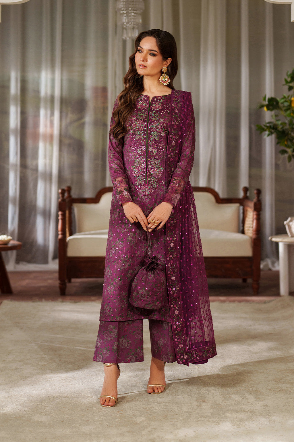 UE-538  Printed Formals