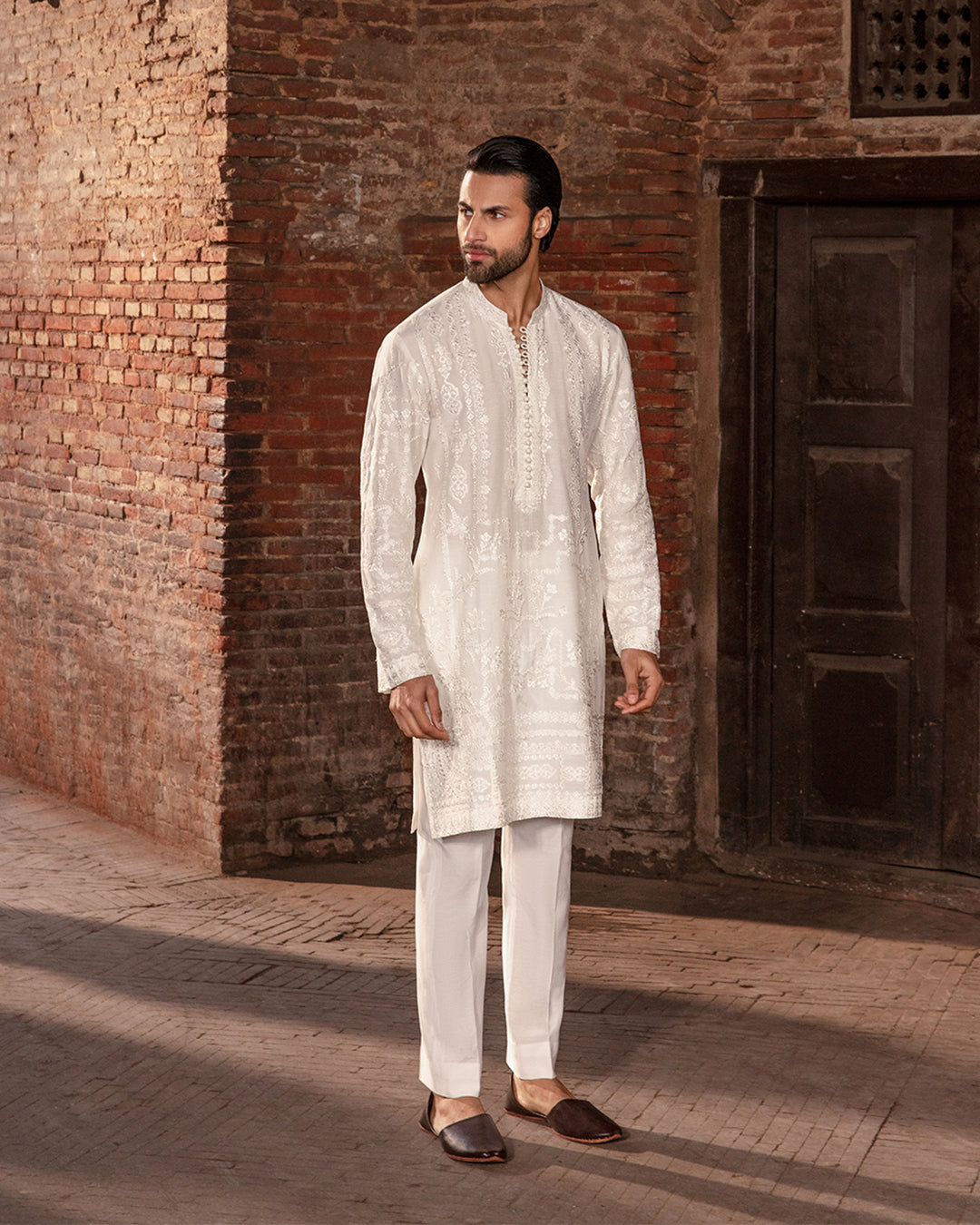 faiza-saqlain-pool-23161788