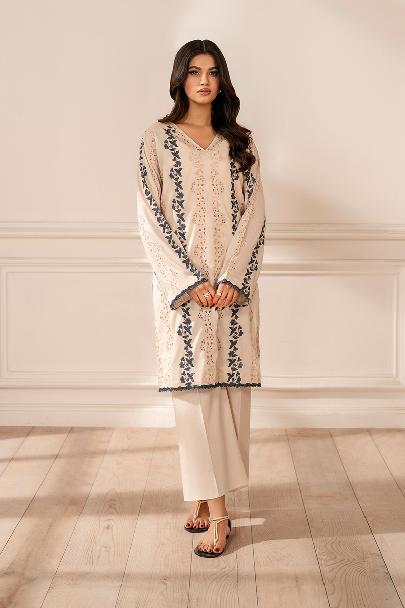 IP-221 Embroidered Lawn