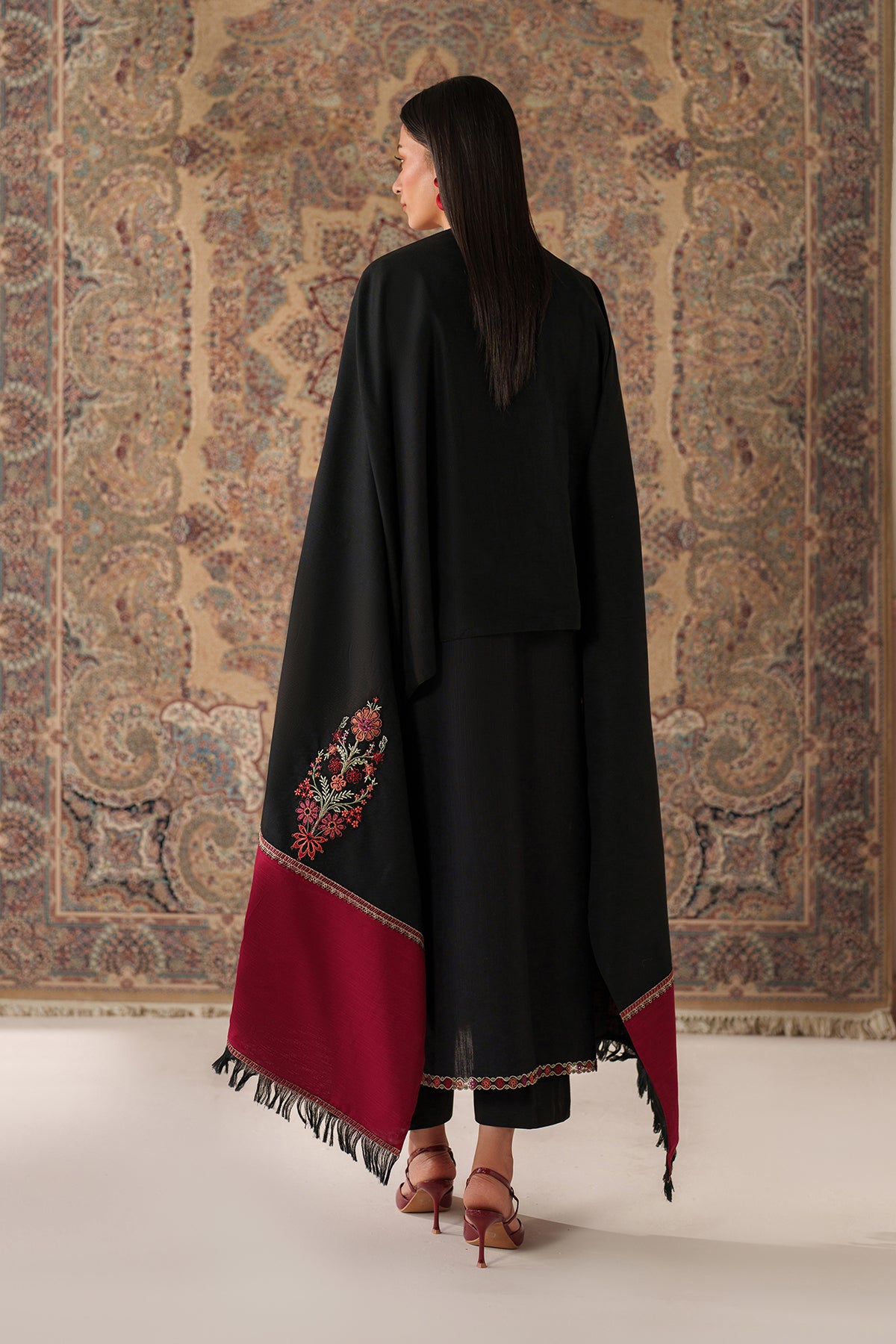 EMBROIDERED KHADDAR SF-4346