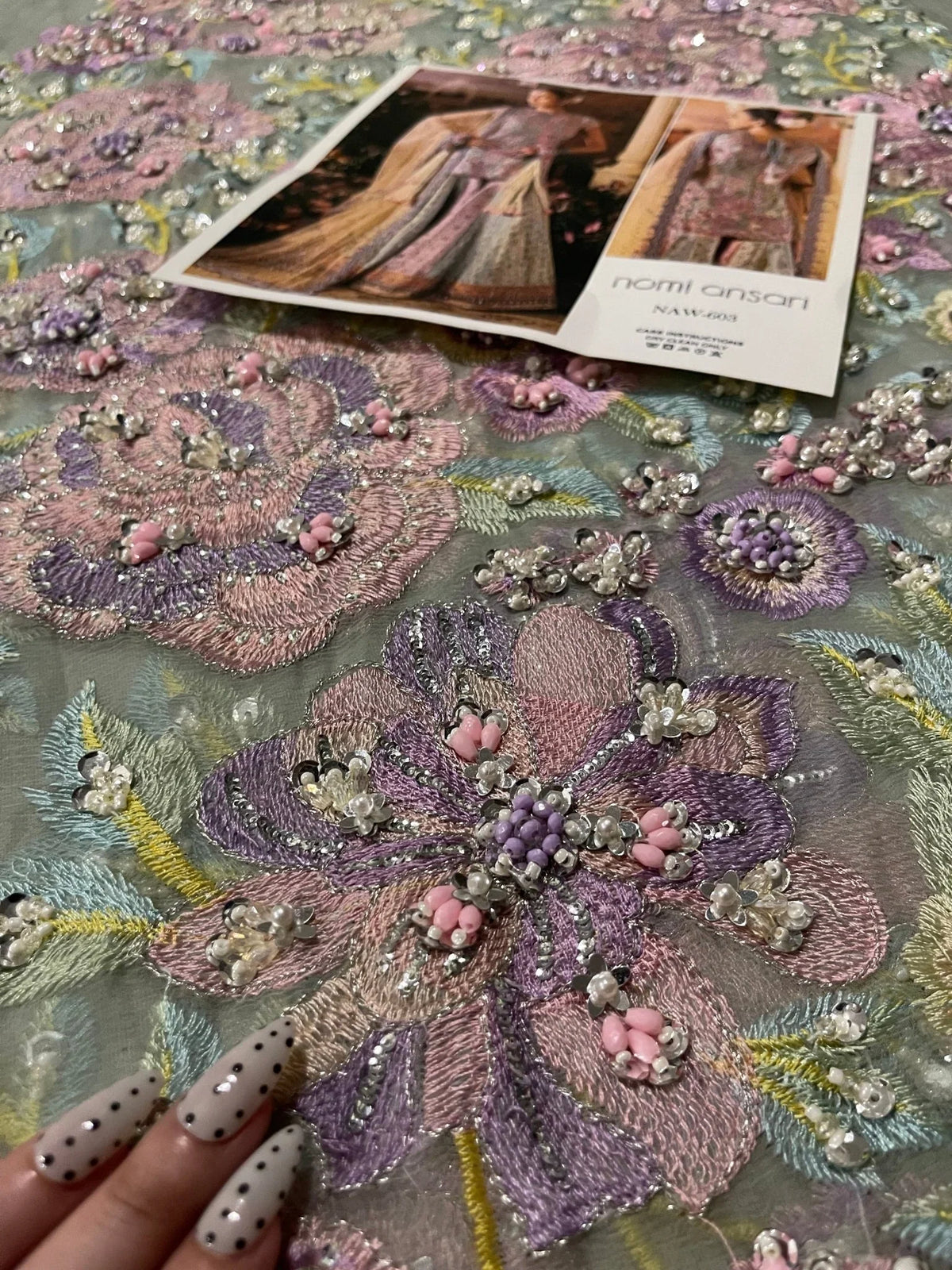 Nomi Ansari – Rosebud Style