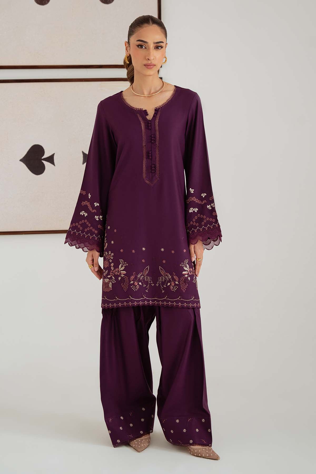 https://cdn.shopify.com/s/files/1/0551/9487/8152/files/1_09c1de78-dcf3-48fd-896f-13dff66697e5.jpg?v=1759742537