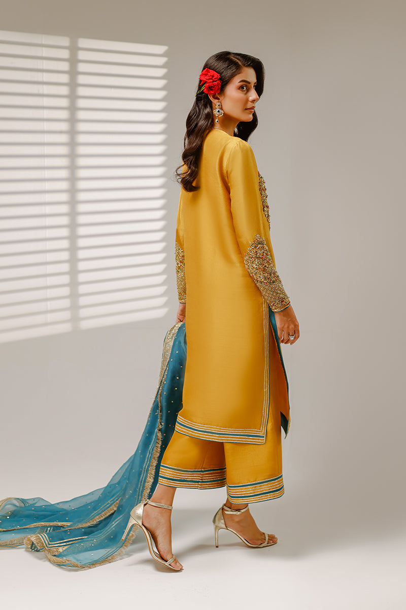 Shahid Chauhan – Hone Hue Style