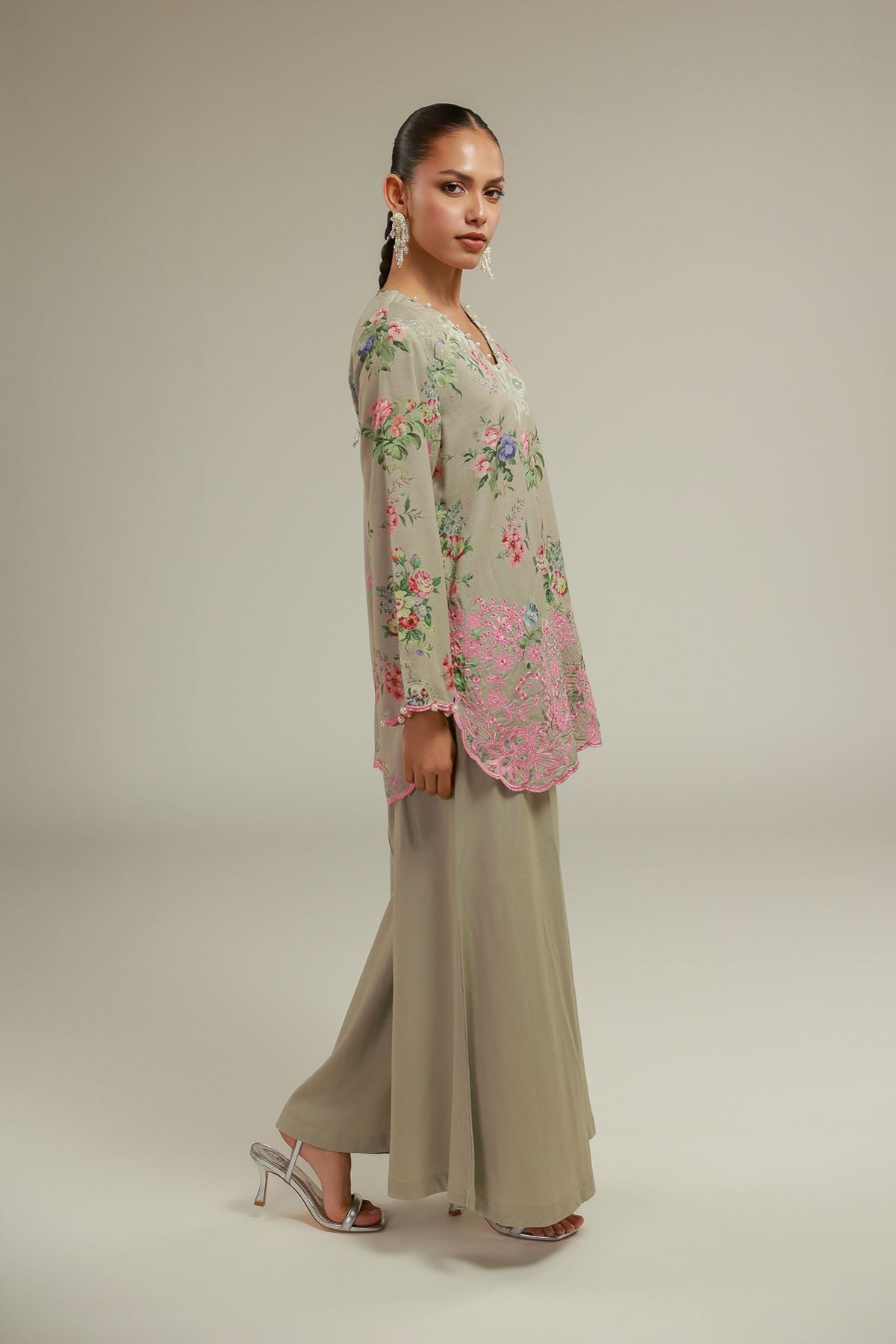 Floral V-Neck Kurta