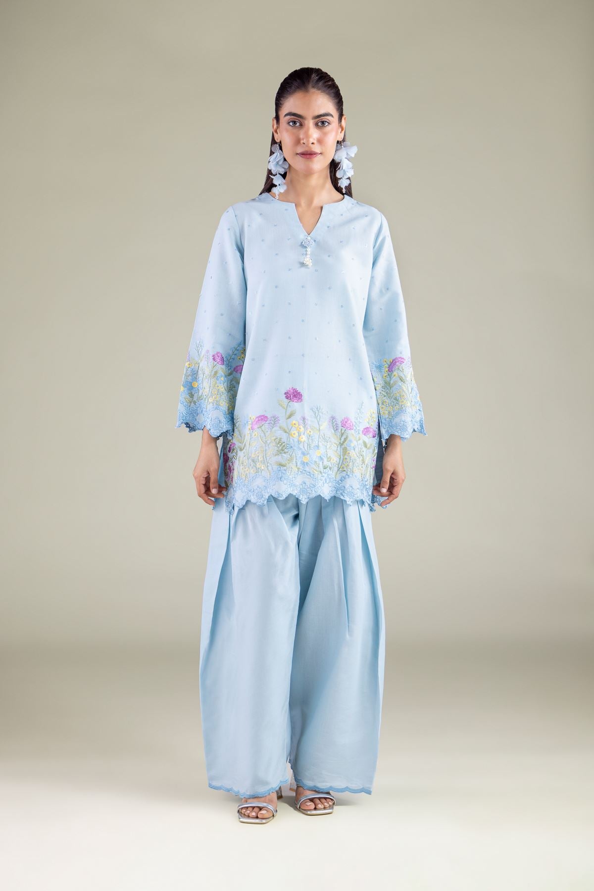 Floral Thread Kurta