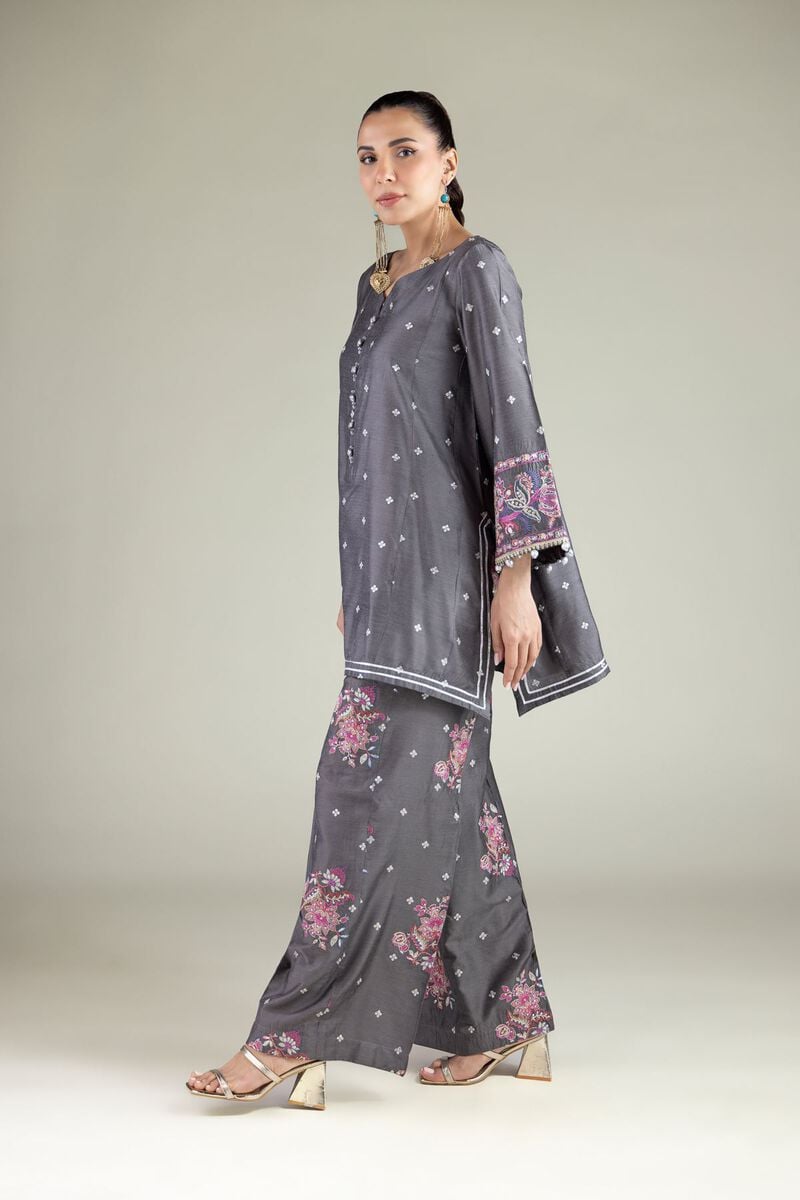 Geometric Embroidered Kurta