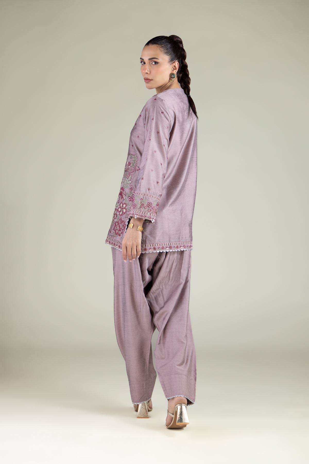Floral Threadwork Kurta