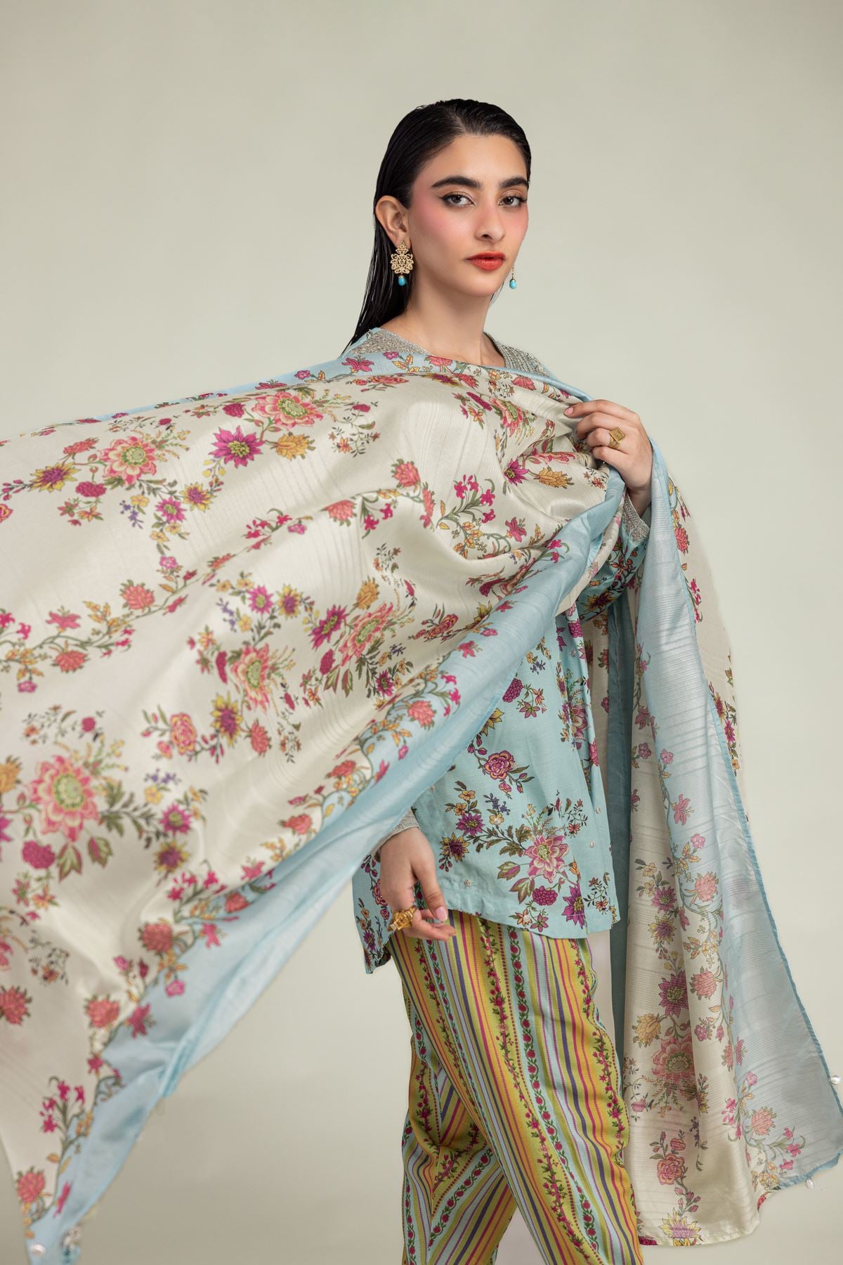 Floral Mesuri Dupatta