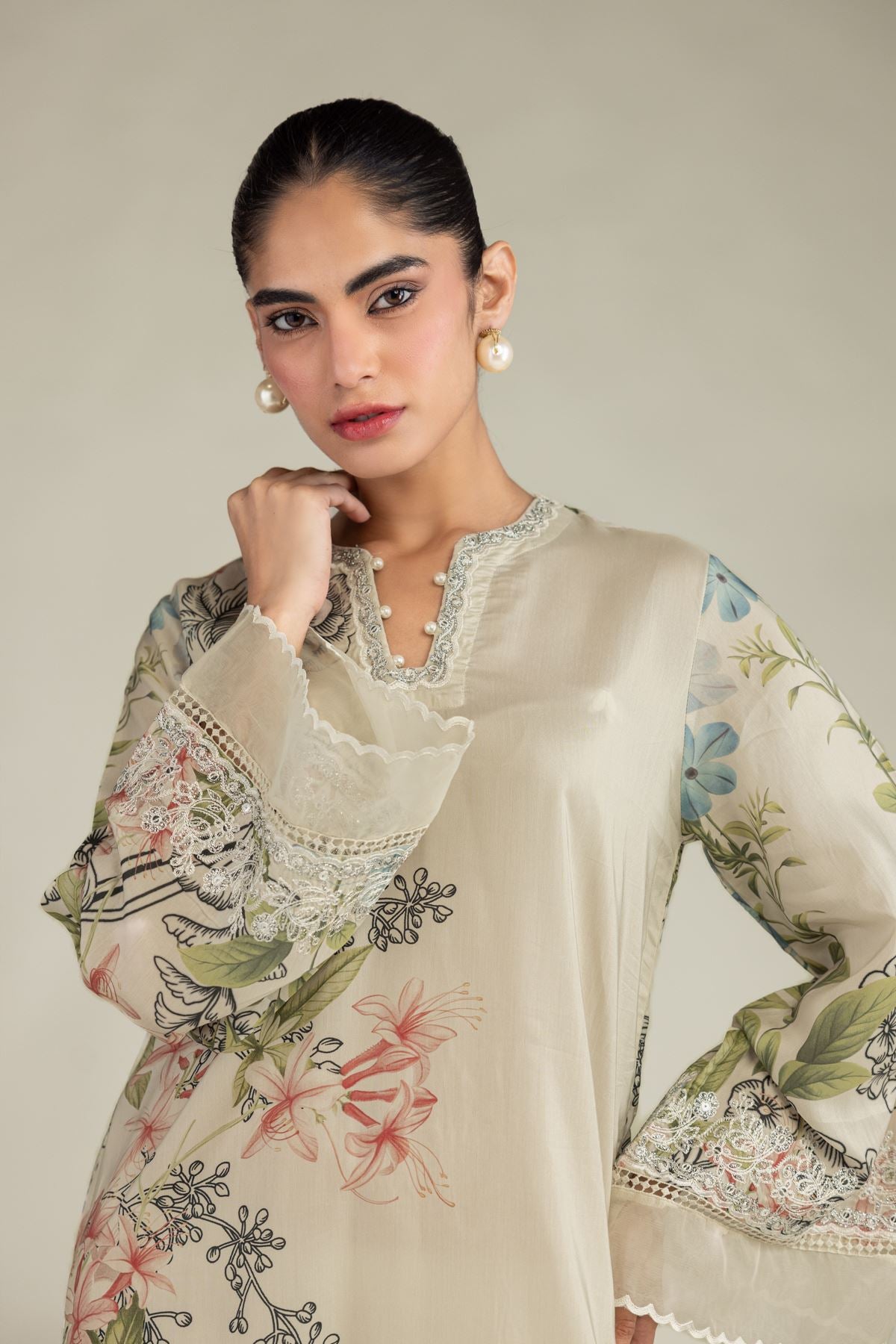 Floral Embroidered Kurta