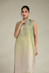 Sleeveless Floral Kurta