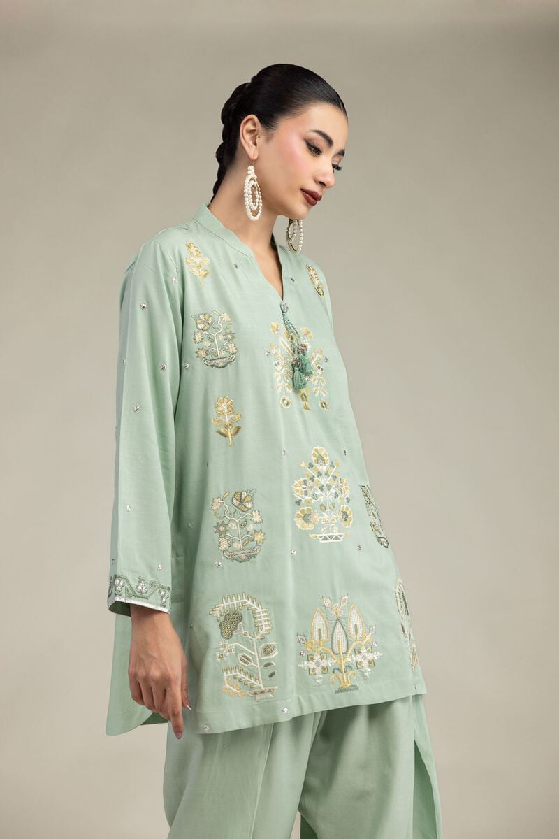 Floral Embroidered Kurta
