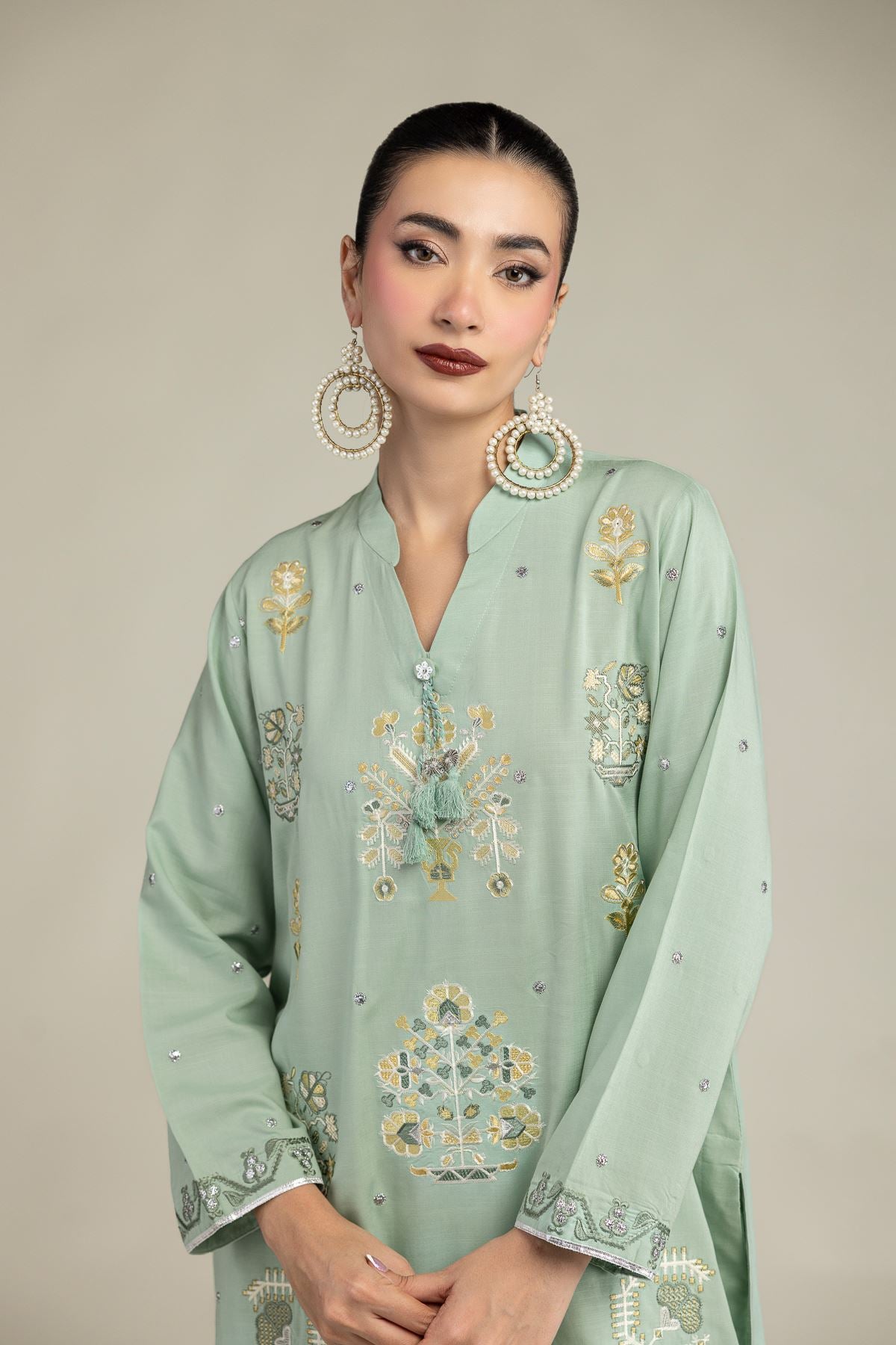 Floral Embroidered Kurta