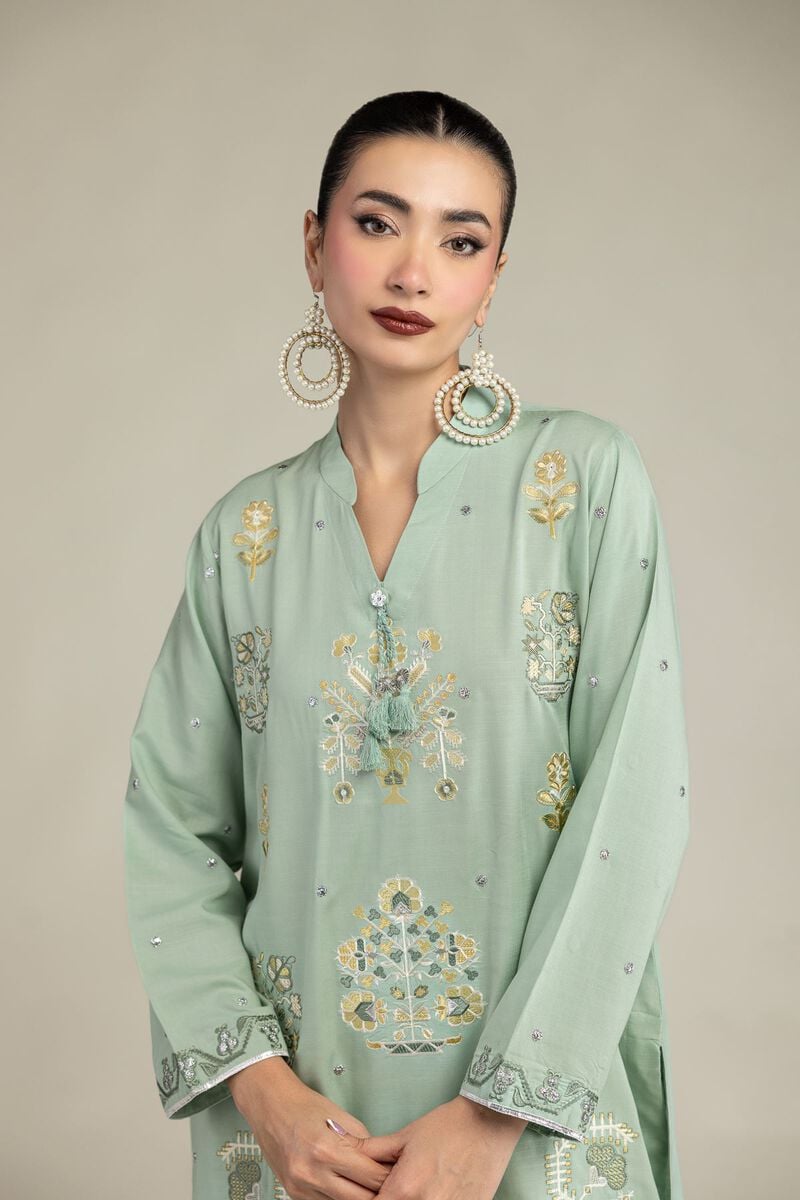 Floral Embroidered Kurta