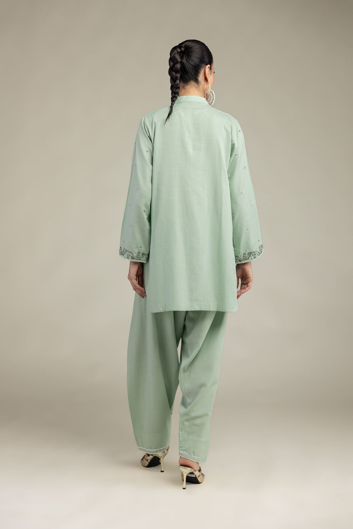 Floral Embroidered Kurta