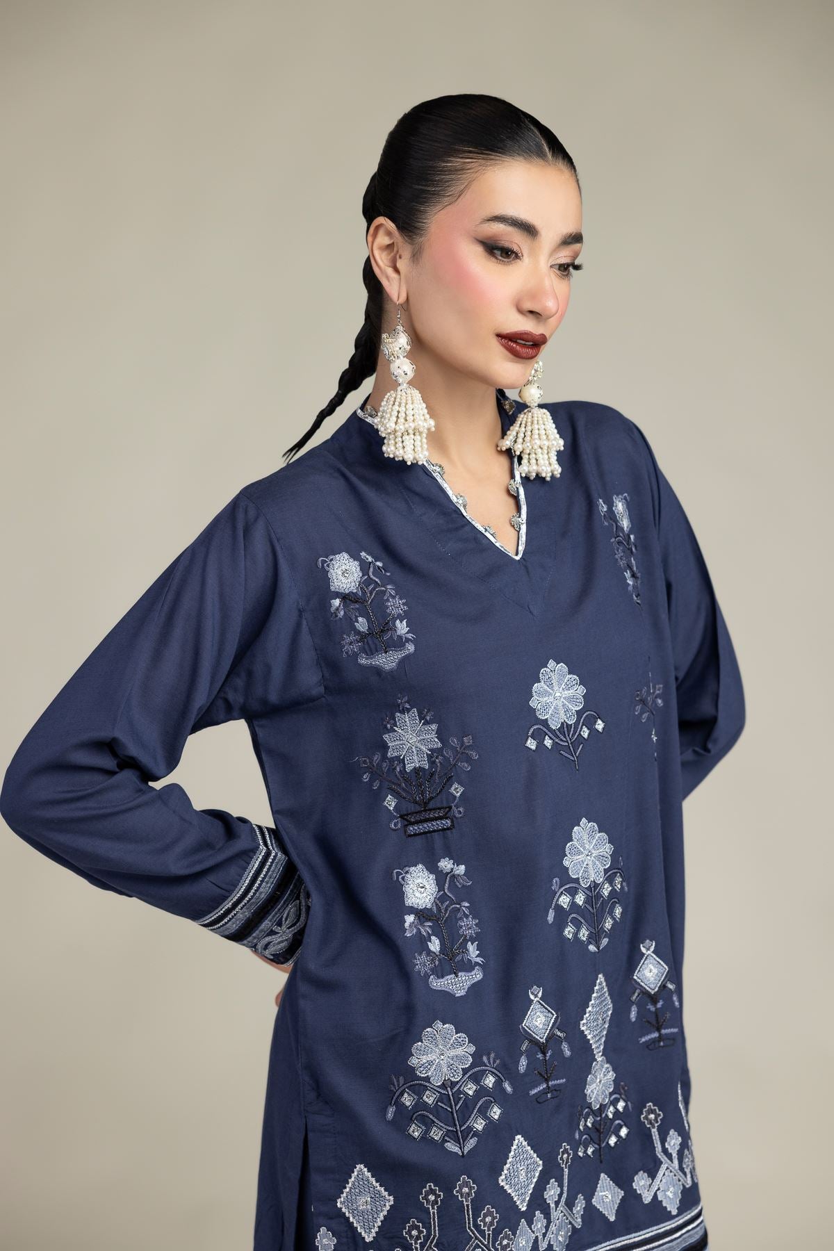 Floral V-Neck Kurta