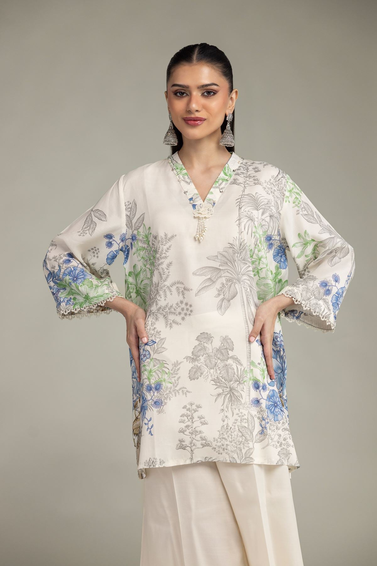 Floral V-Neck Kurta