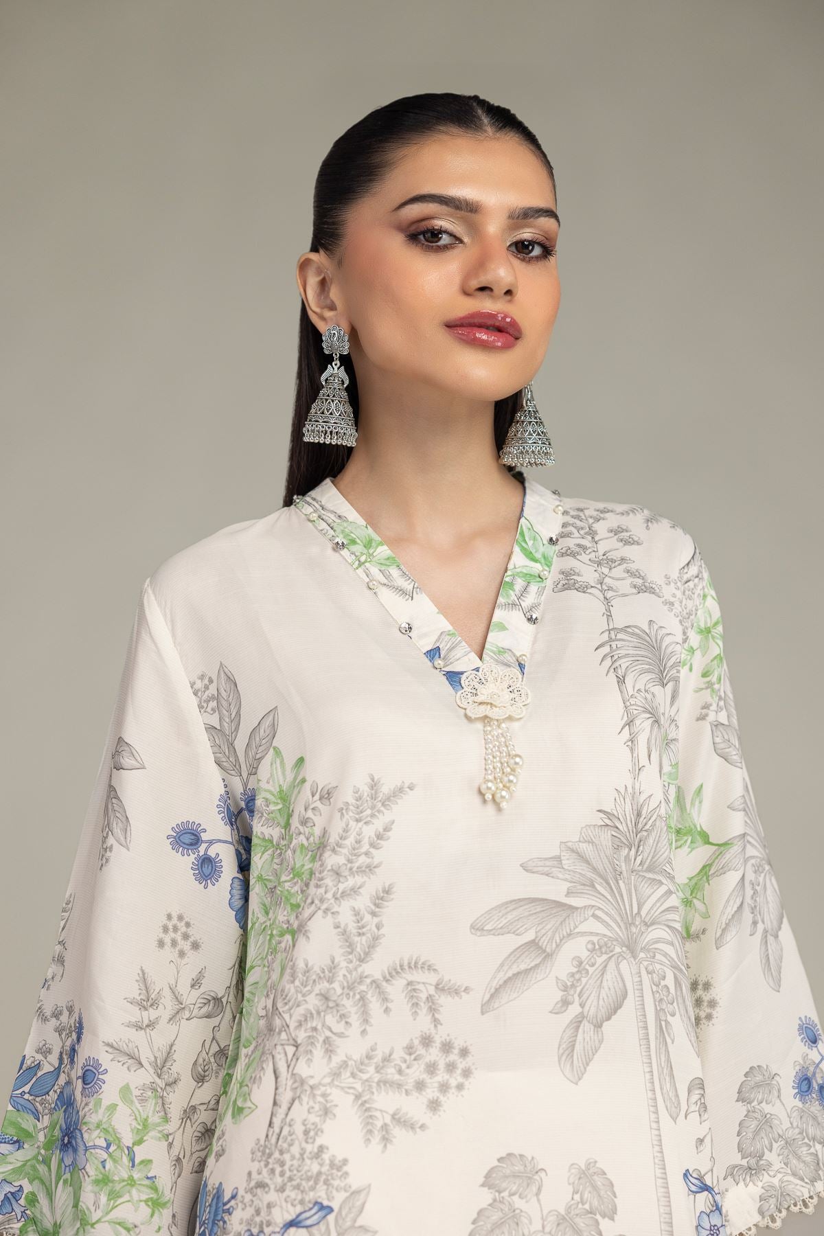 Floral V-Neck Kurta