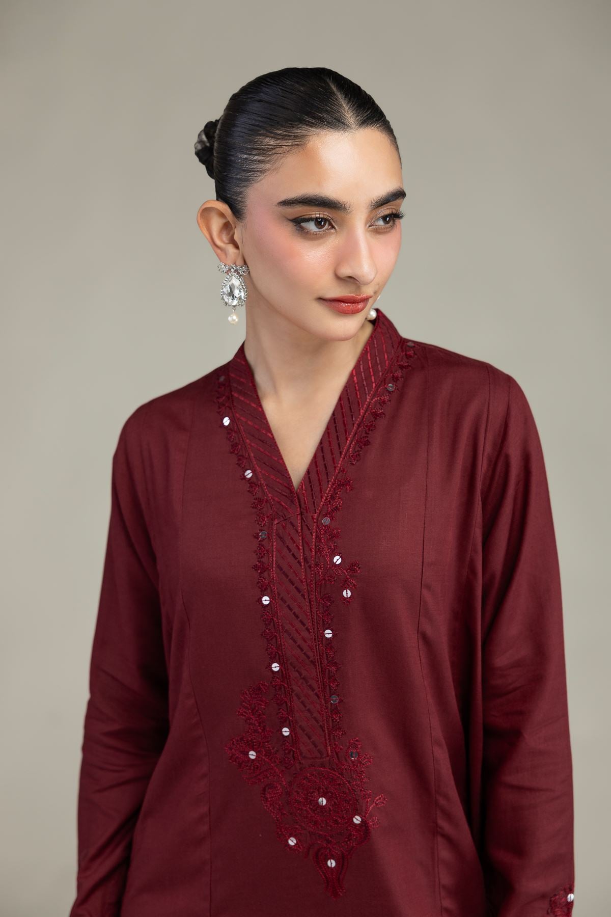 Maroon V-Neck Kurta