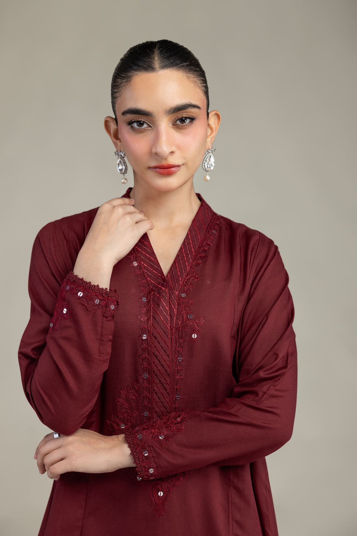 Maroon V-Neck Kurta