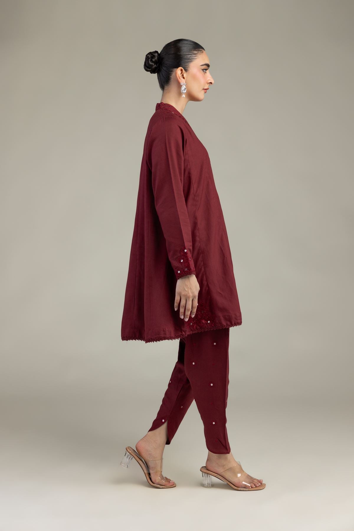 Maroon V-Neck Kurta