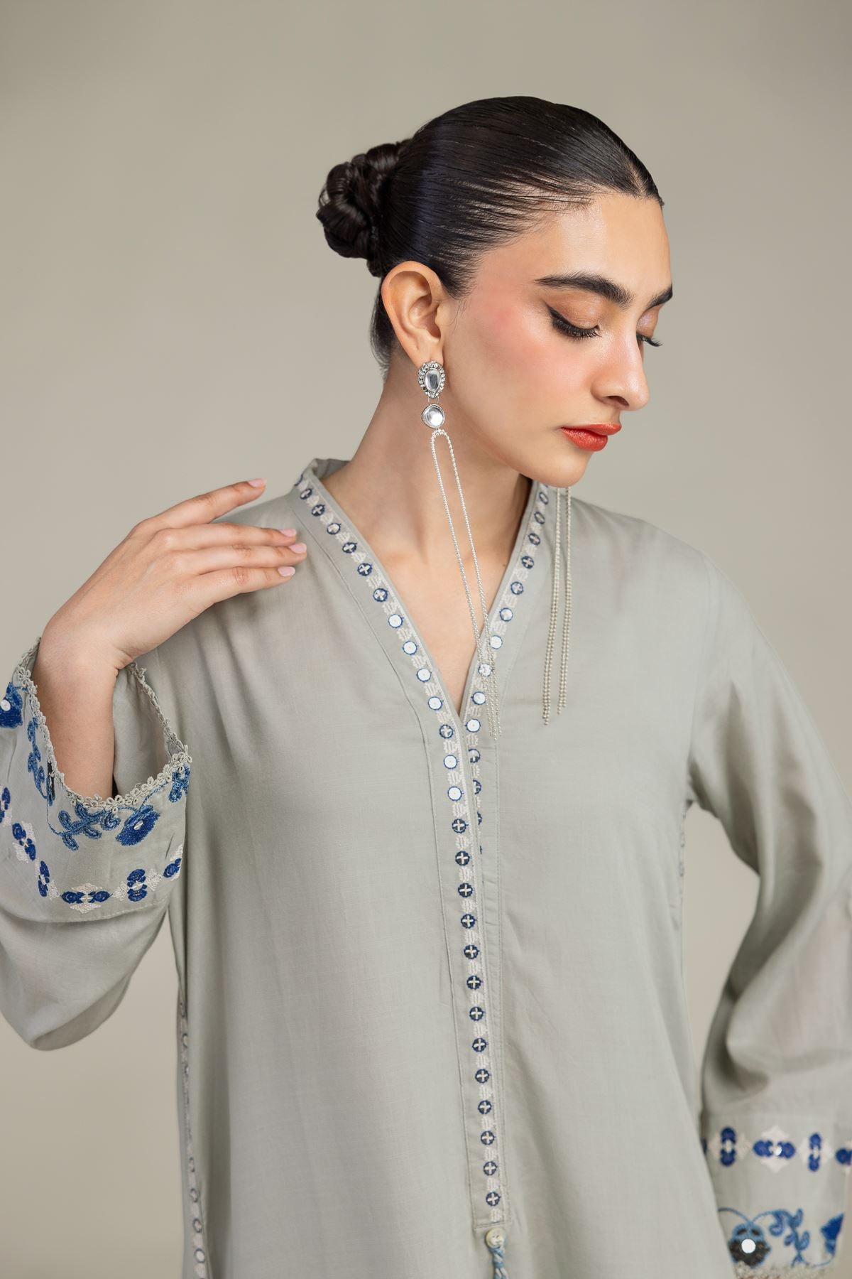 Floral V-Neck Kurta