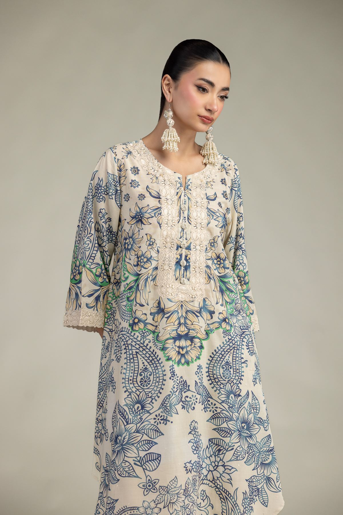 Floral Round-Neck Kurta