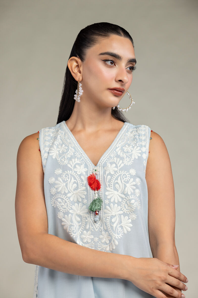 Sleeveless V-Neck Kurta