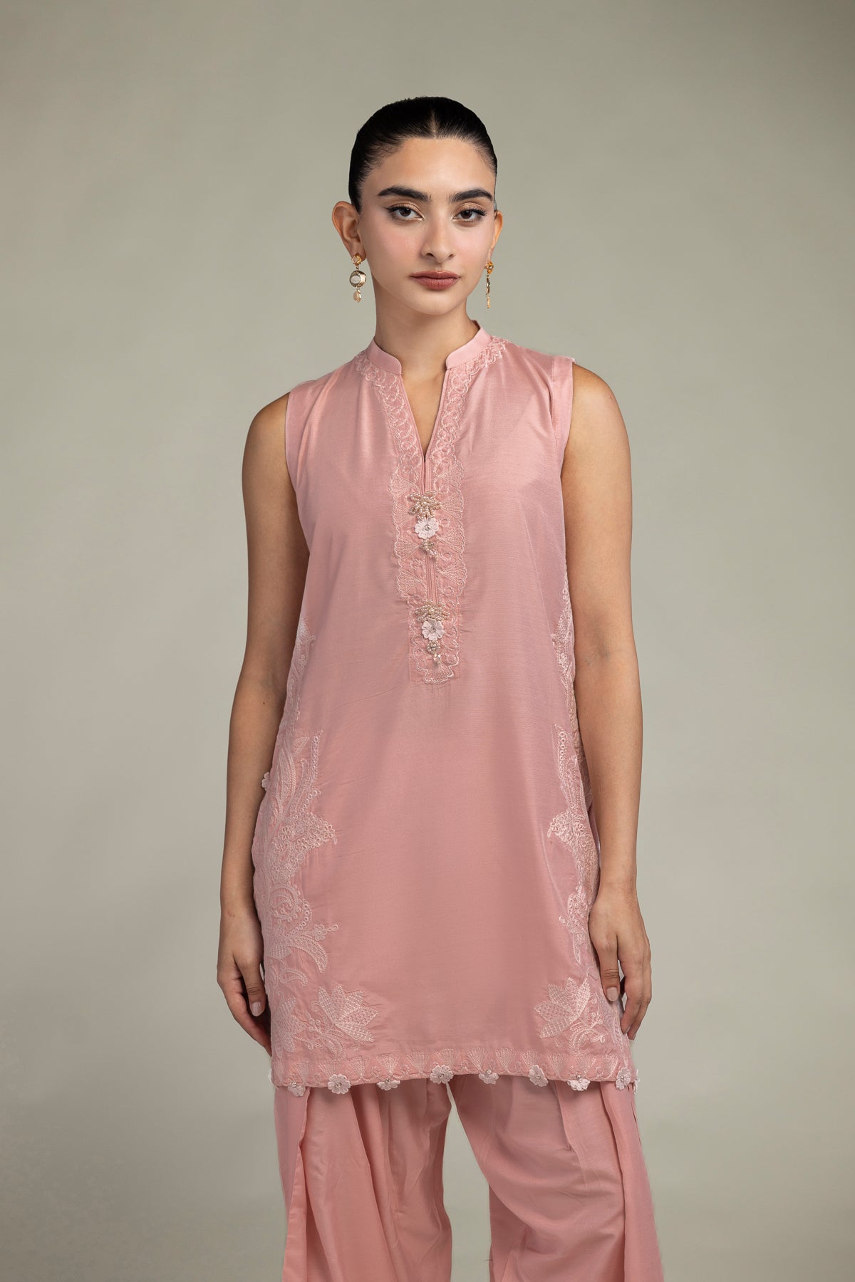 Sleeveless Pink Kurta