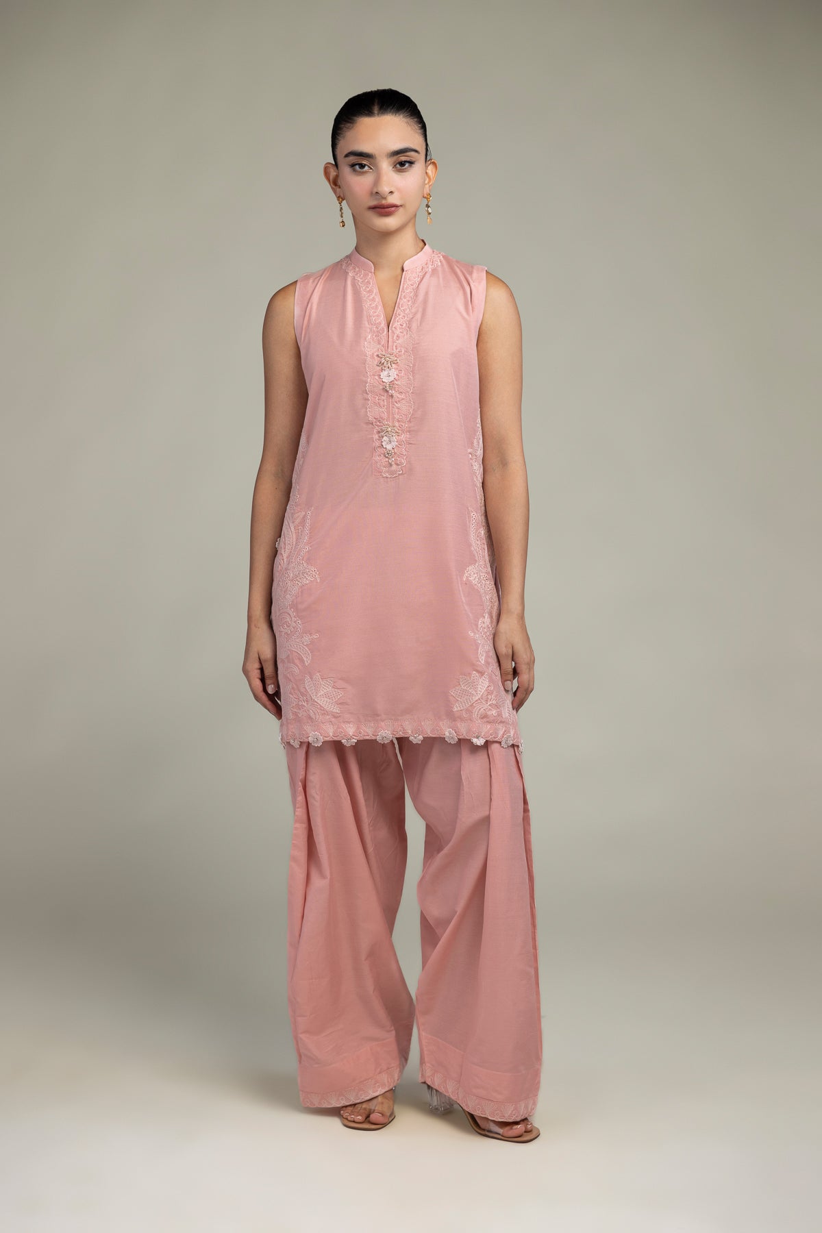 Sleeveless Pink Kurta