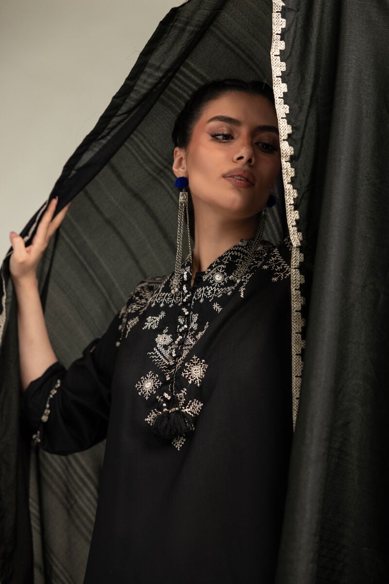 Black Silk Dupatta