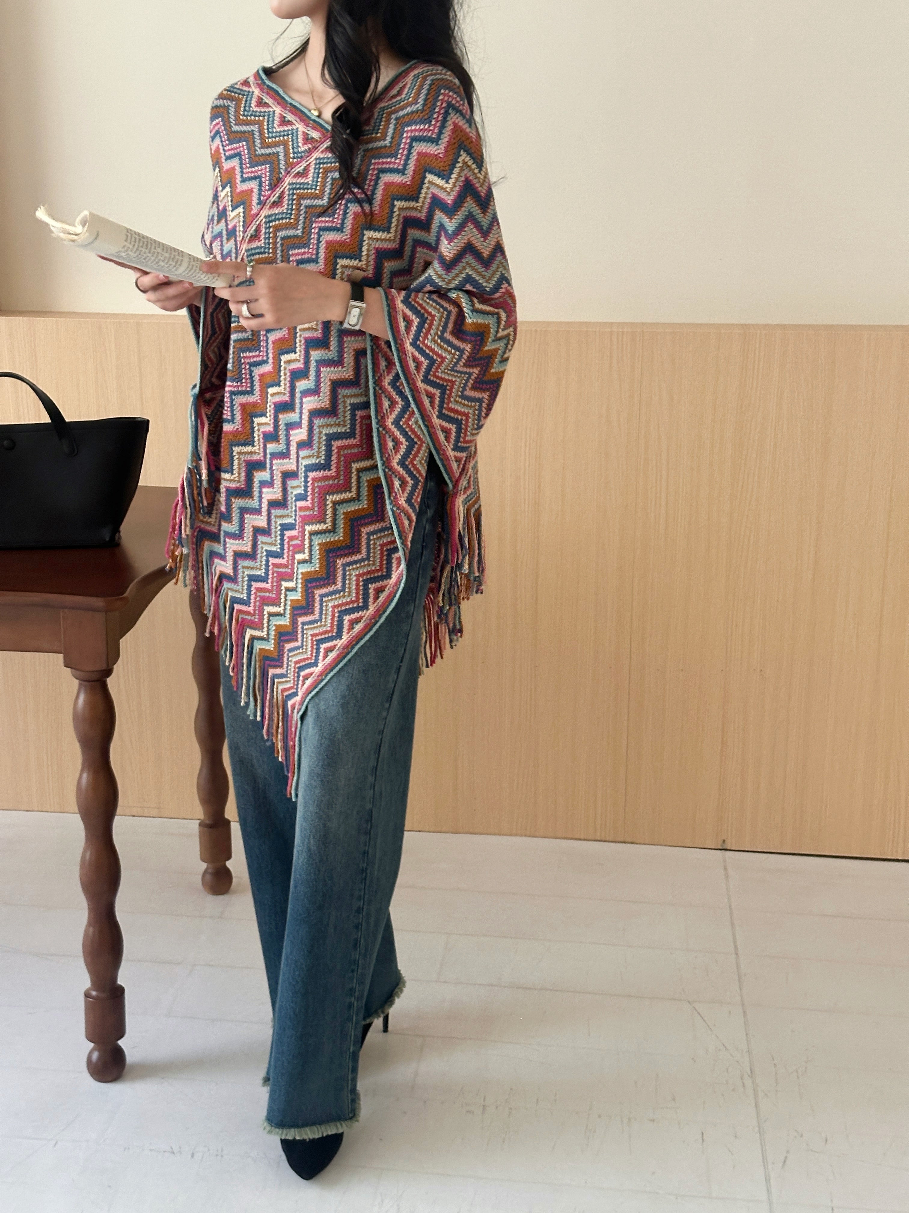 Kai Zig Zag Chevron Knitted Cape Blue