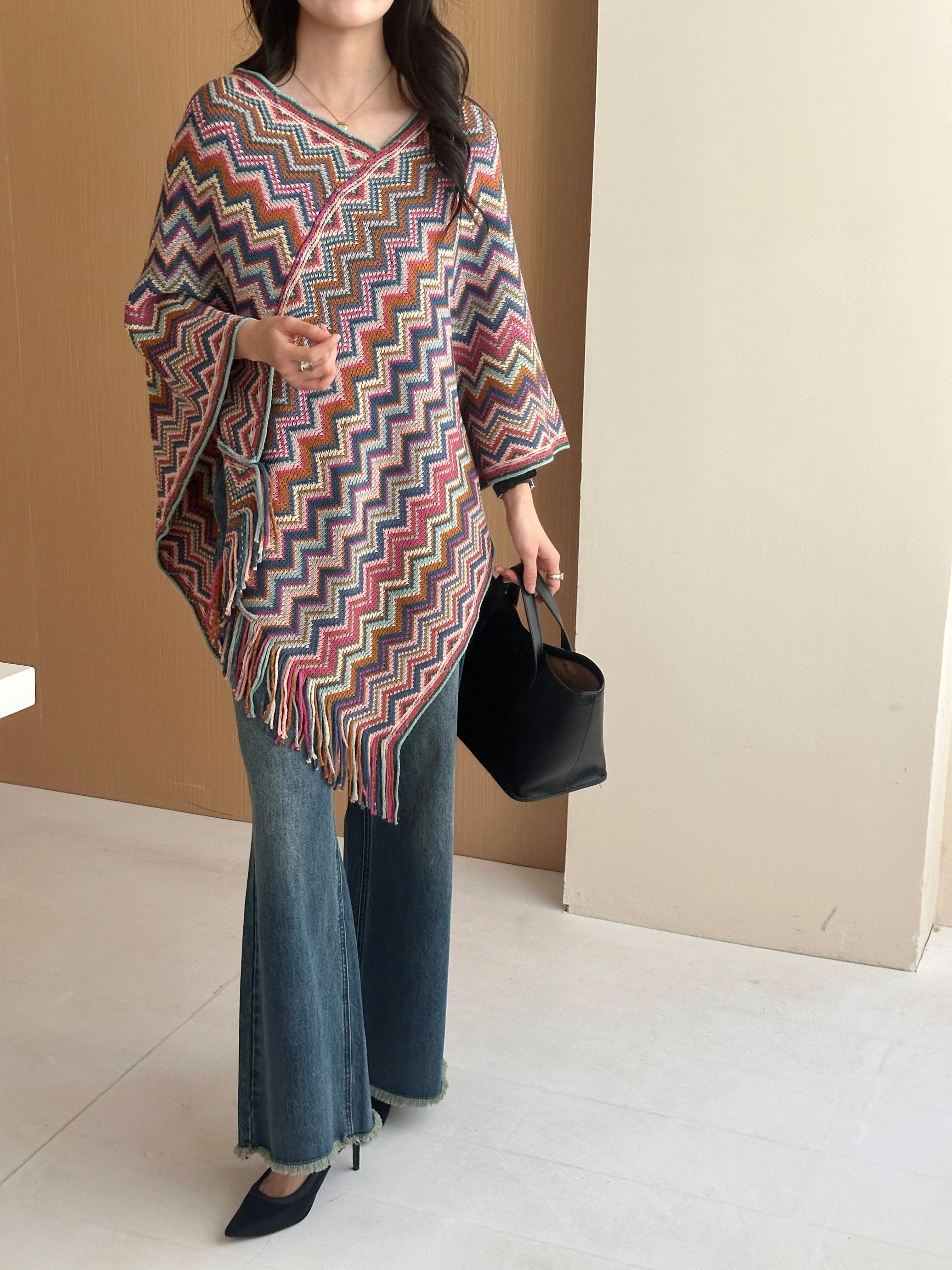 Kai Zig Zag Chevron Knitted Cape Blue