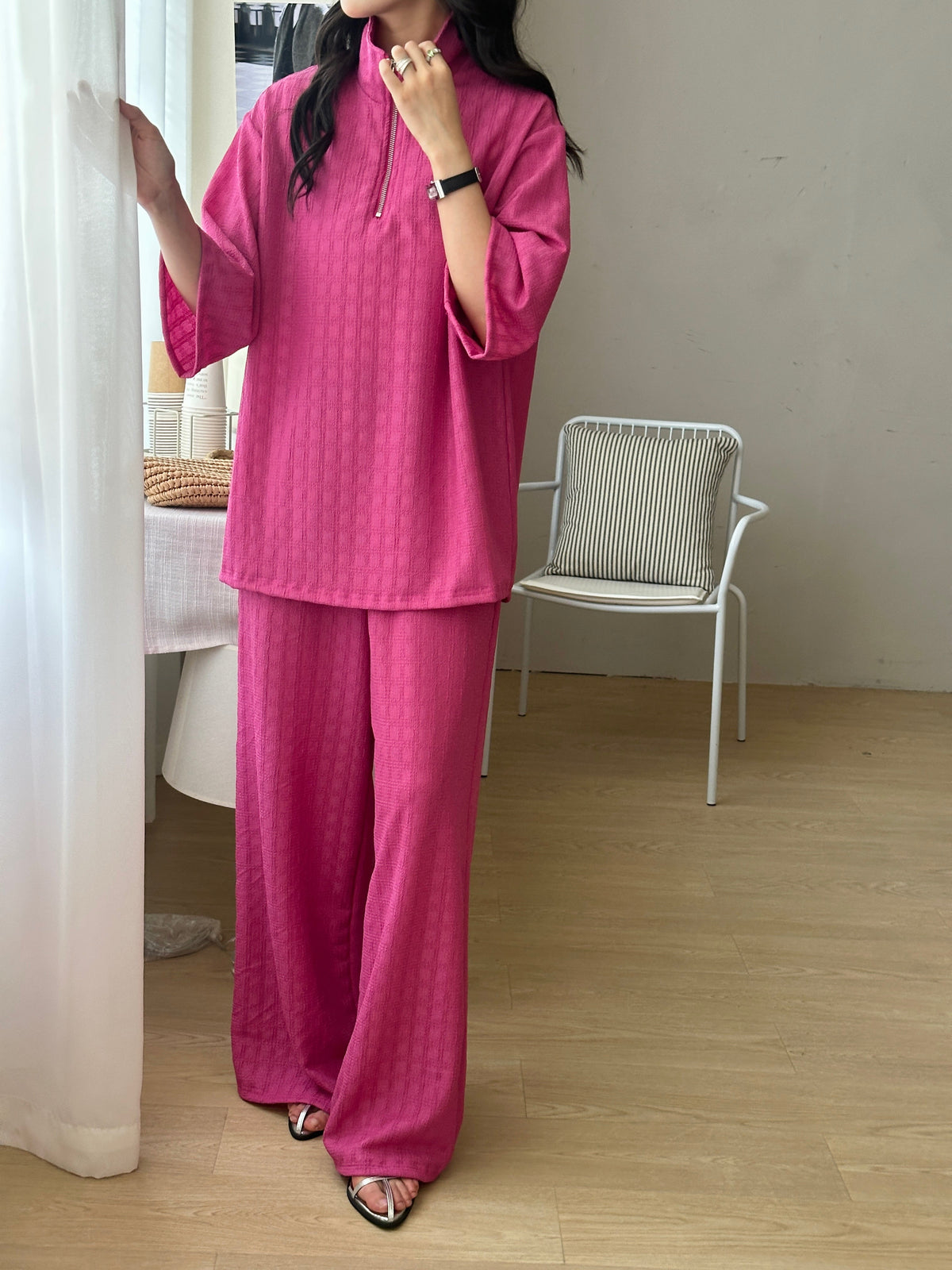 Raha Fuchsia Textured Suit with Zipper