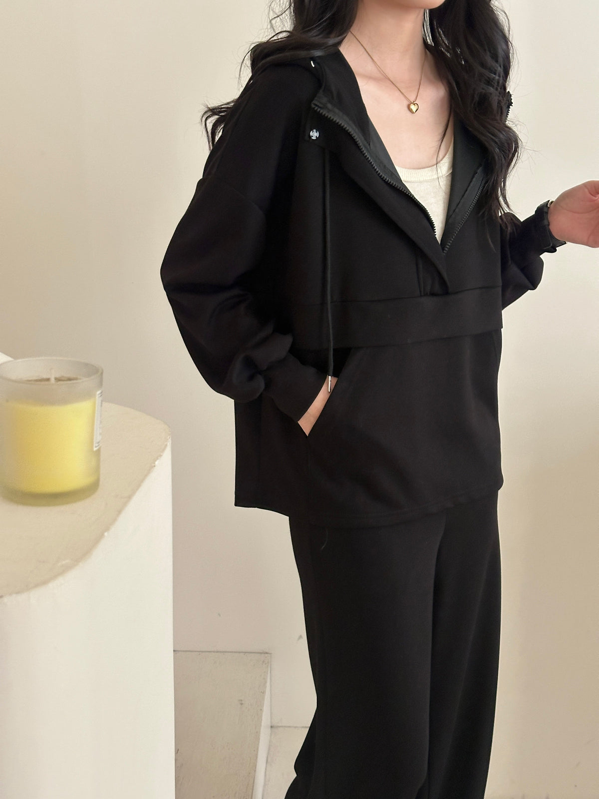 Lyla Modal Black Suit