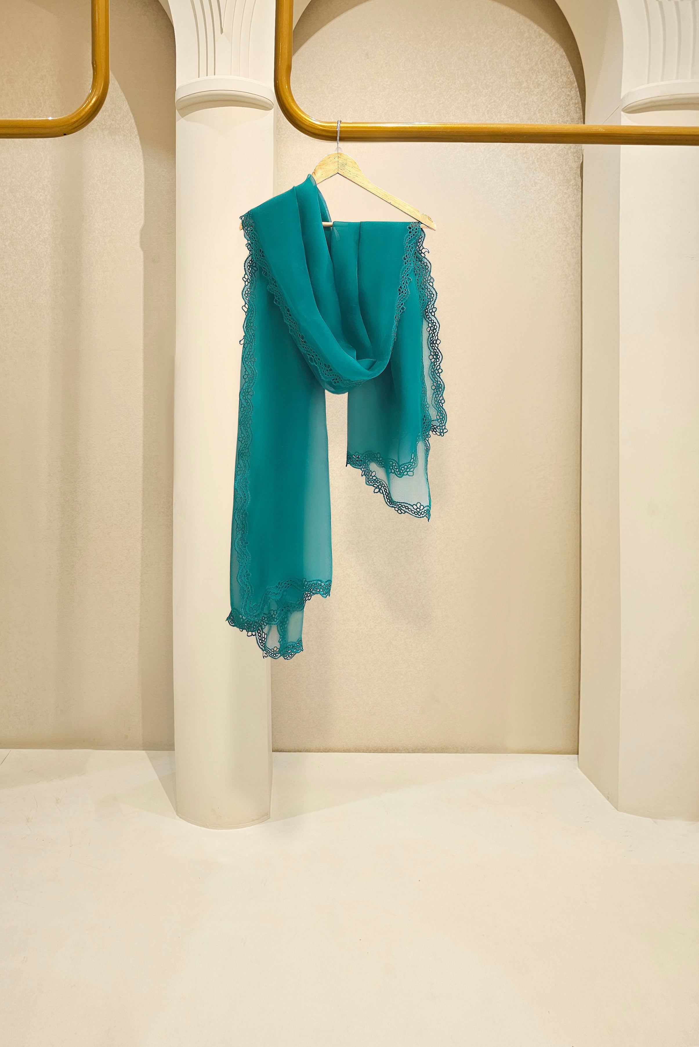 Amara ( Poison green )