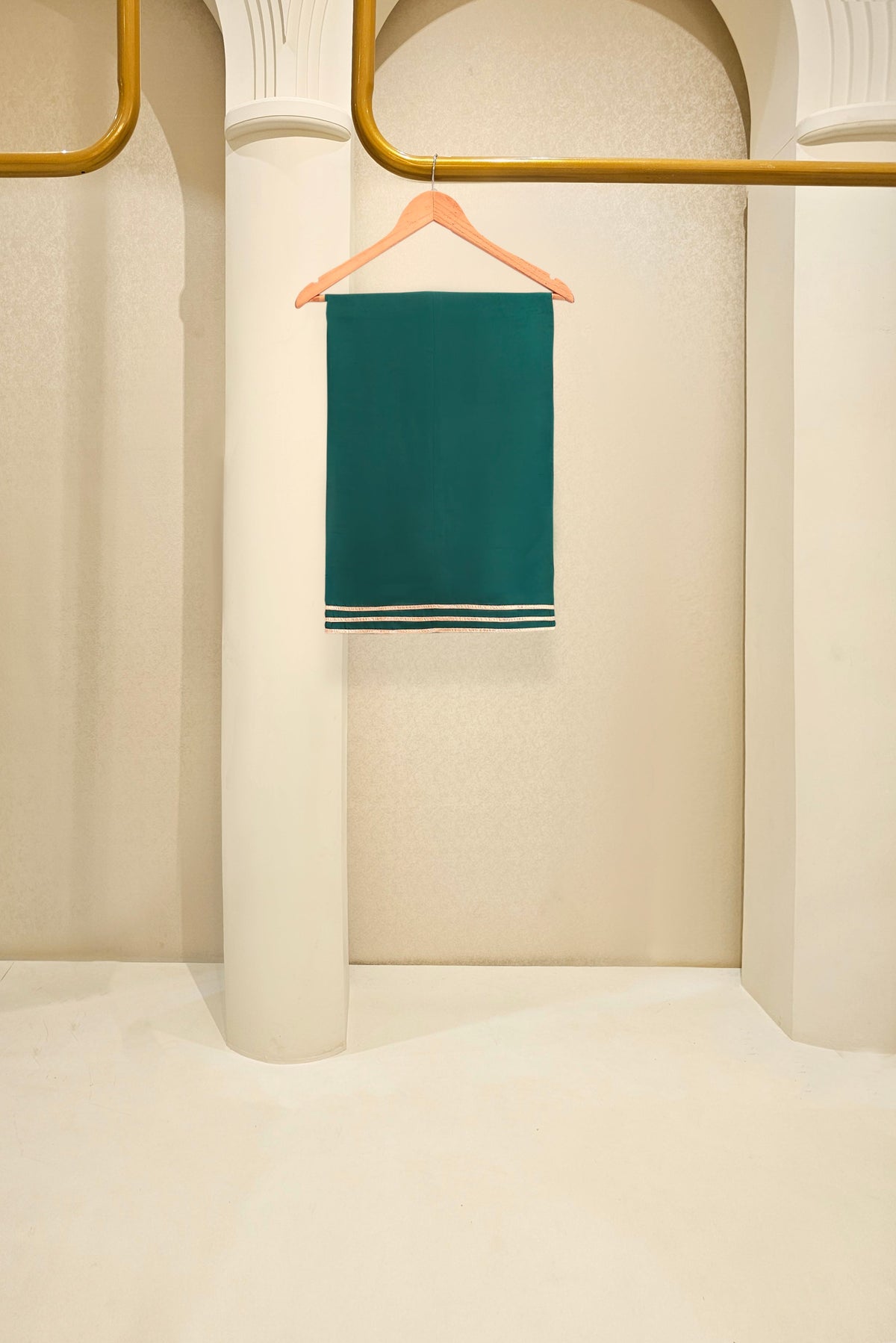 Naghma Emerald
