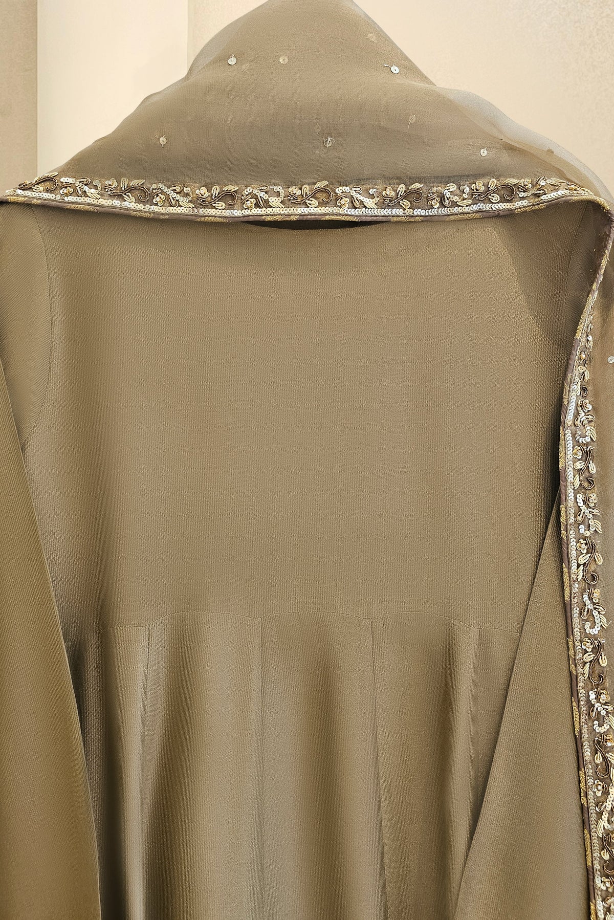Heena ( Golden Brown )