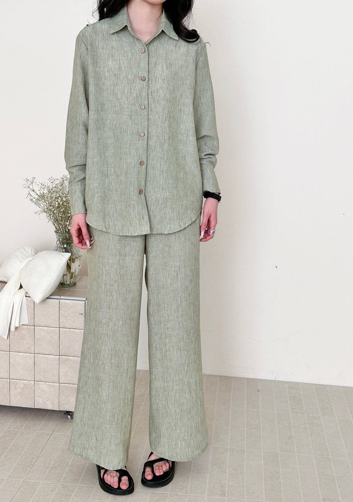 Panama Linen Suit with Buttons Pistachio