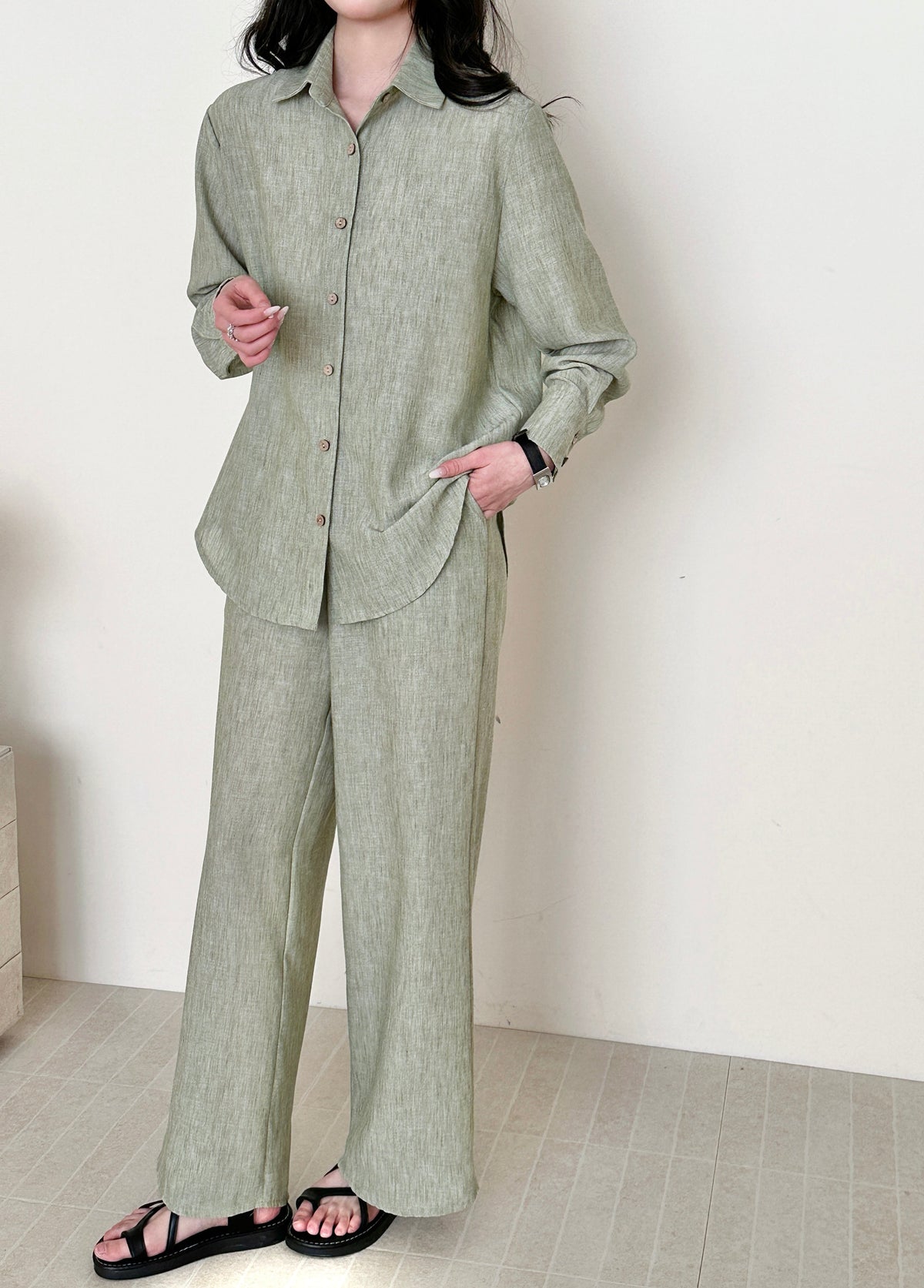 Panama Linen Suit with Buttons Pistachio