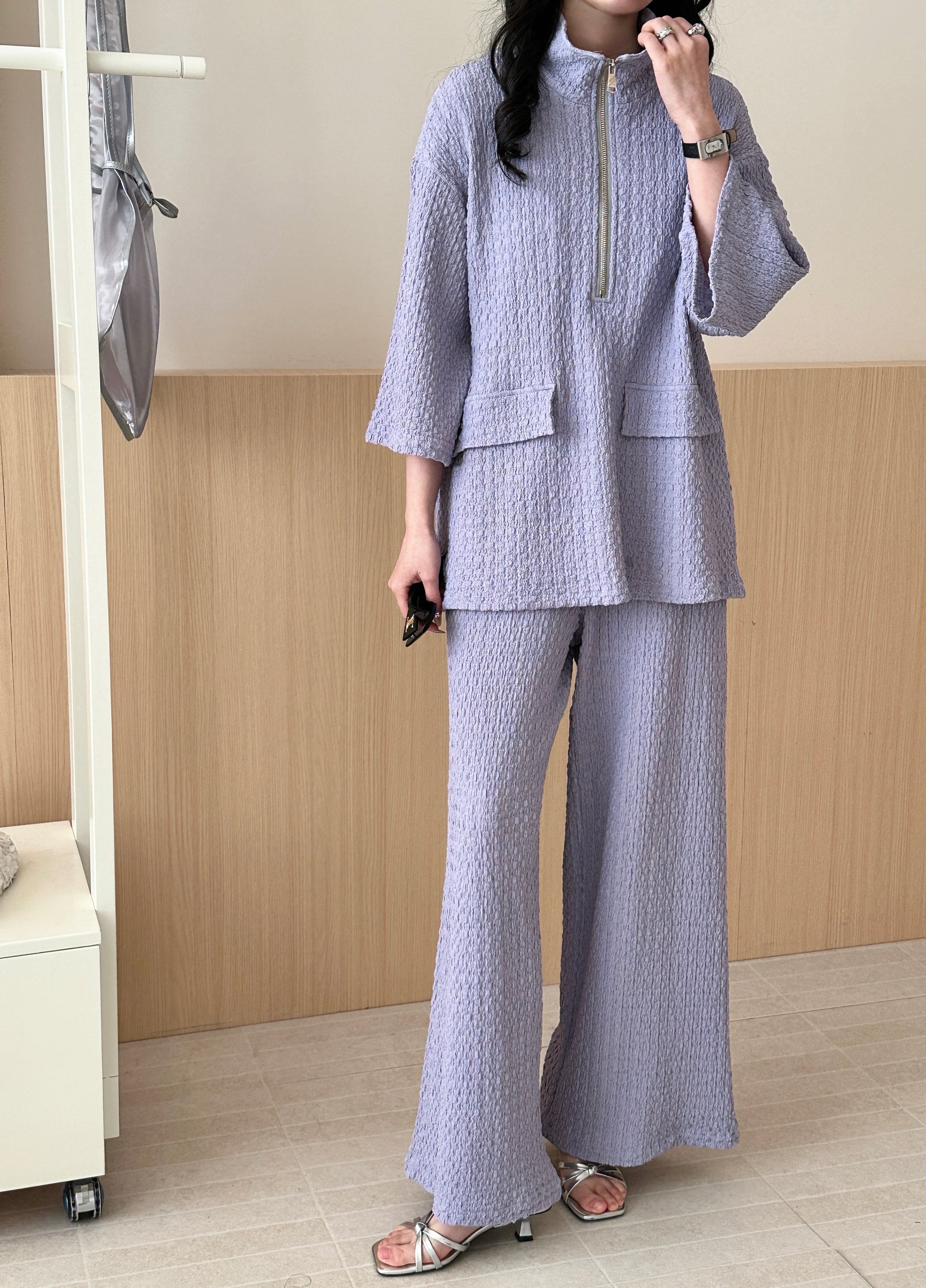Lira Textured Suit with Zipper