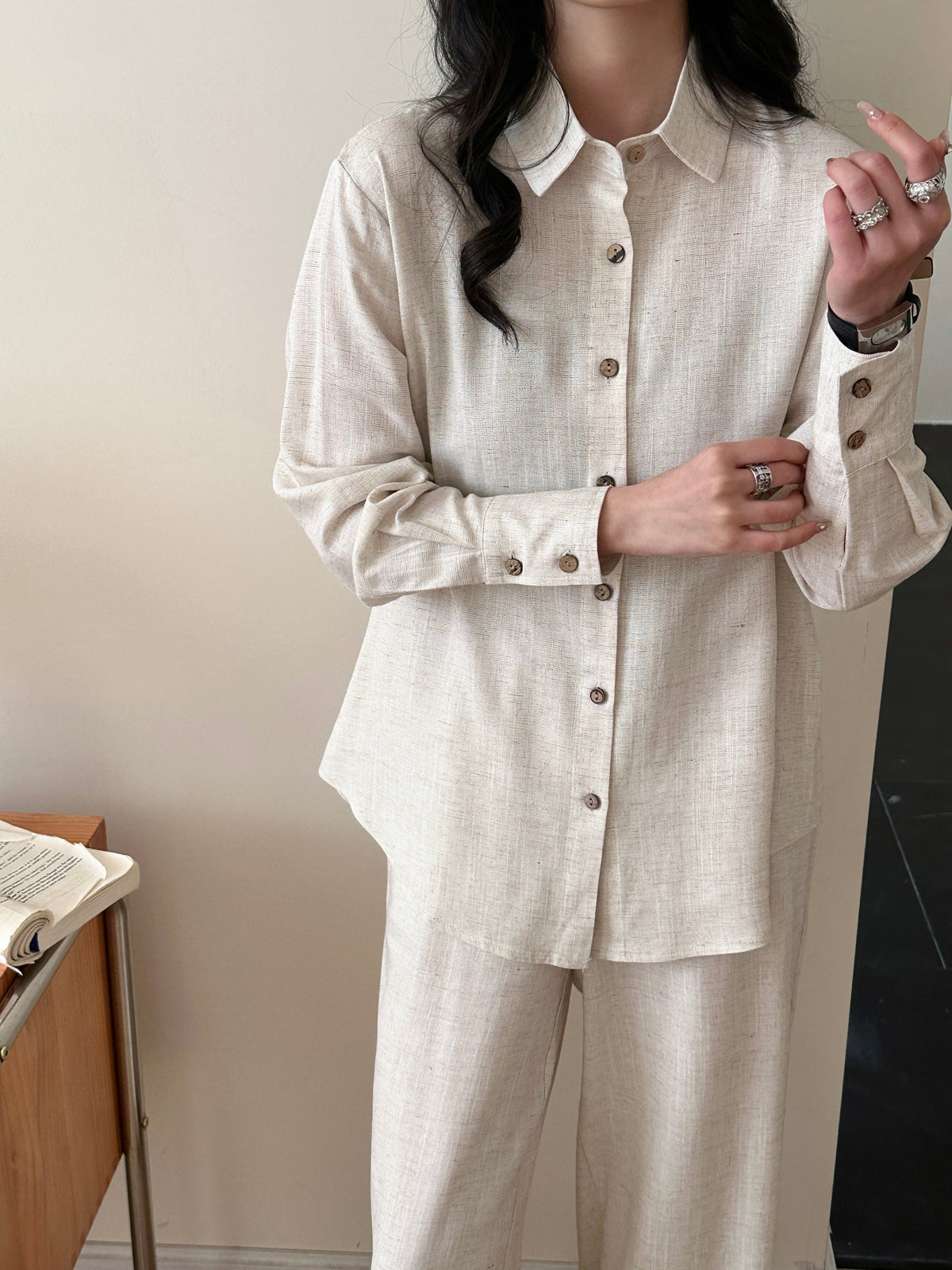 Panama Linen Suit with Buttons Oatmilk