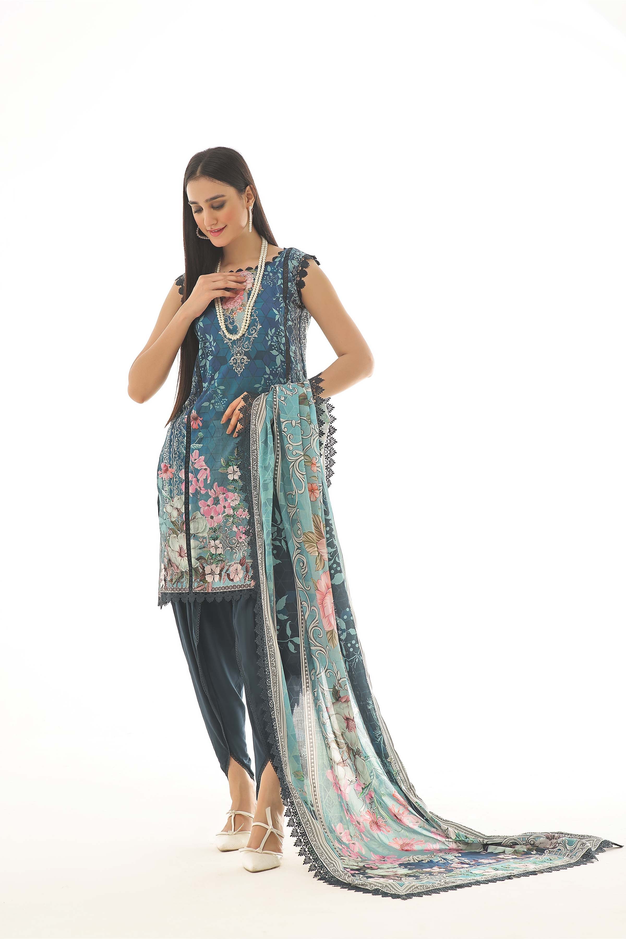 ROSHNI LAWN 20251000000023703