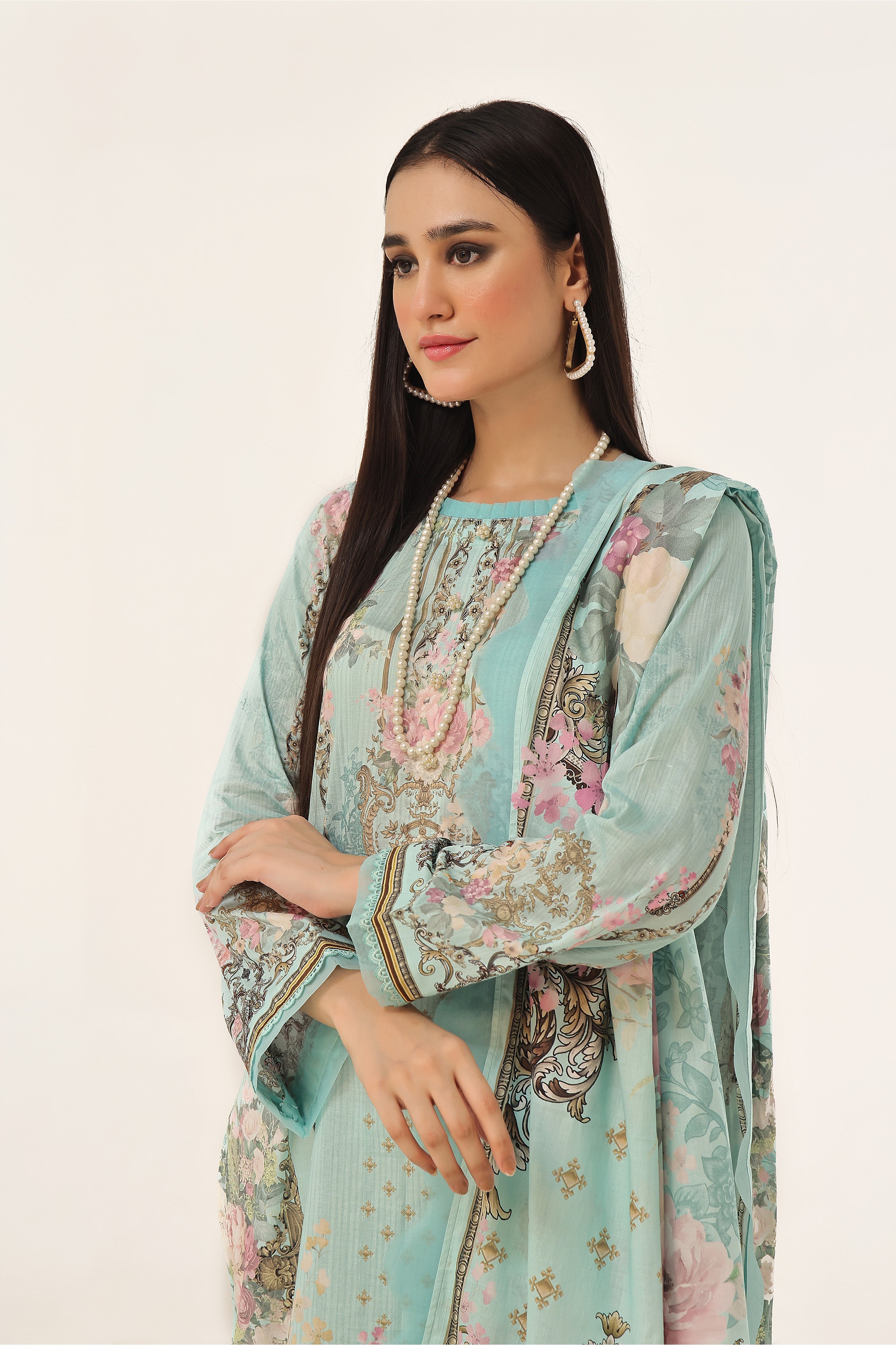ROSHNI LAWN 20251000000023705