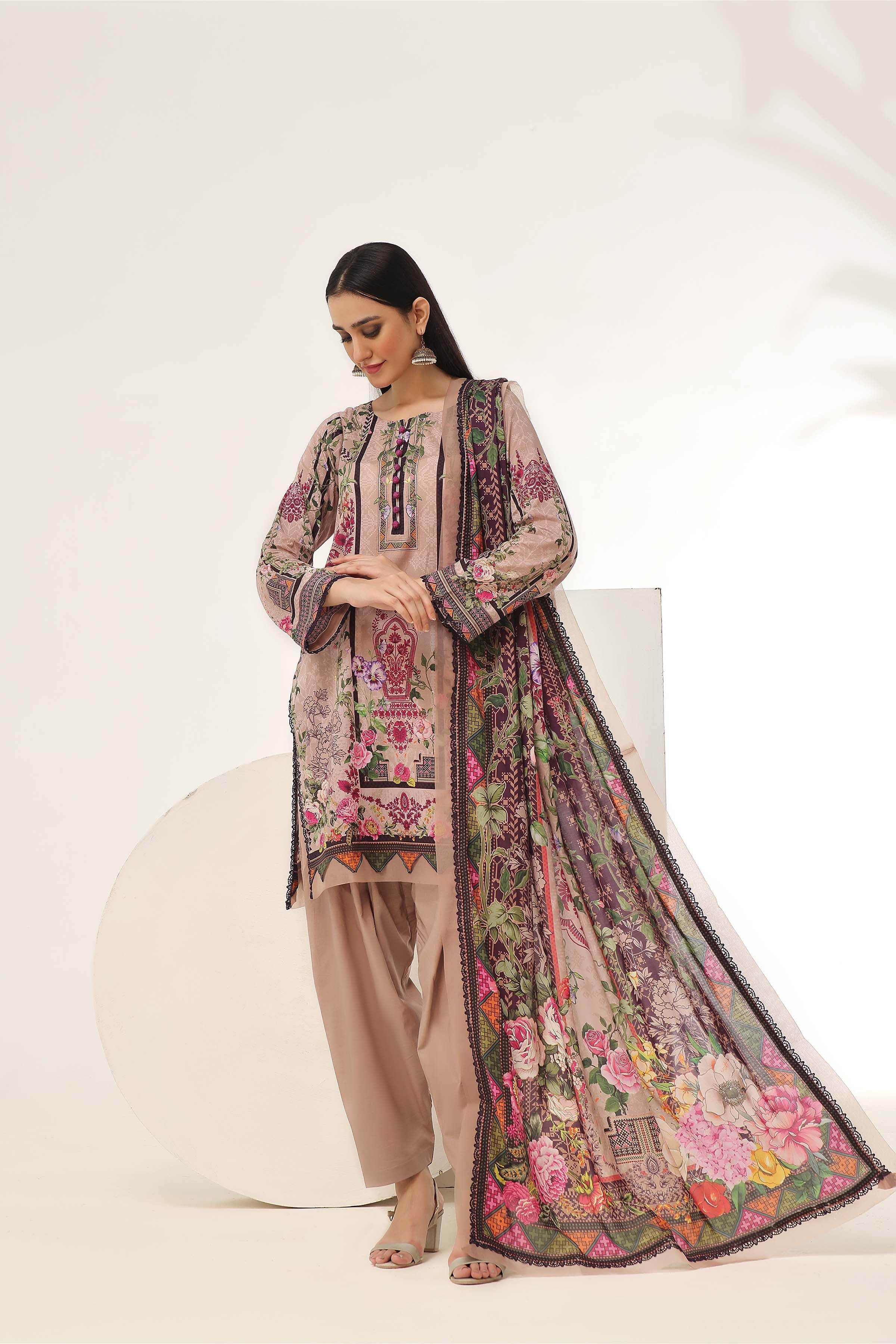 ROSHNI LAWN 20251000000023710