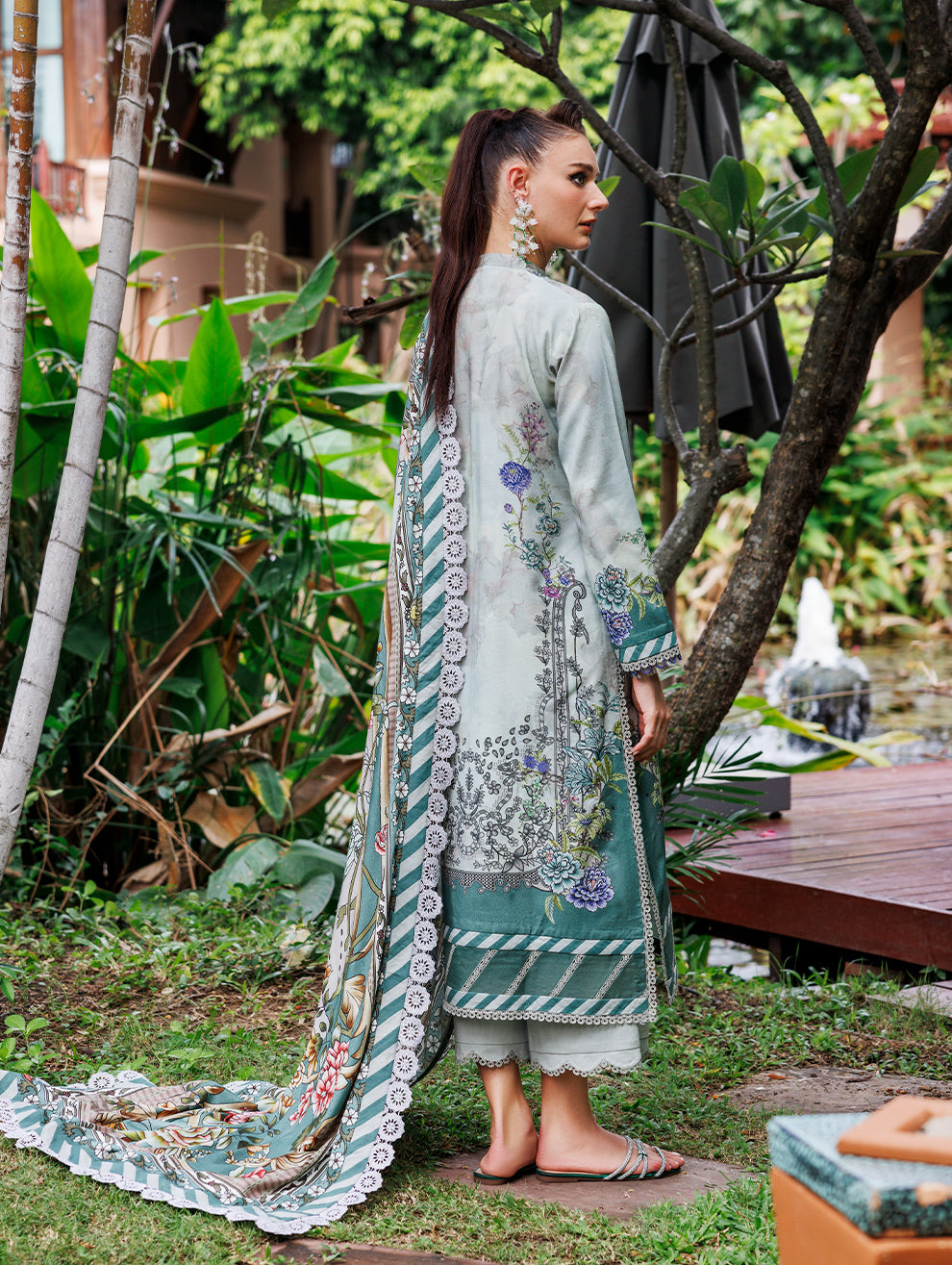 URBANE LINEN PRINTS 2025